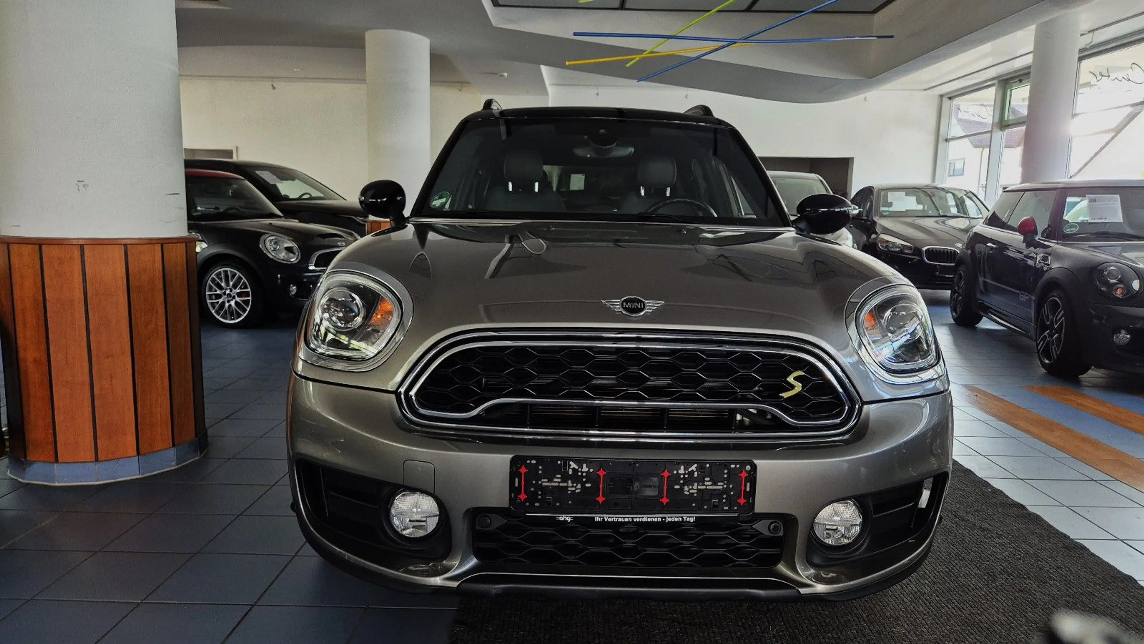 MINI Cooper SE Countryman Countryman SE ALL4 Chilli/HK/LED/Leder/Pano/RFK — photo 2