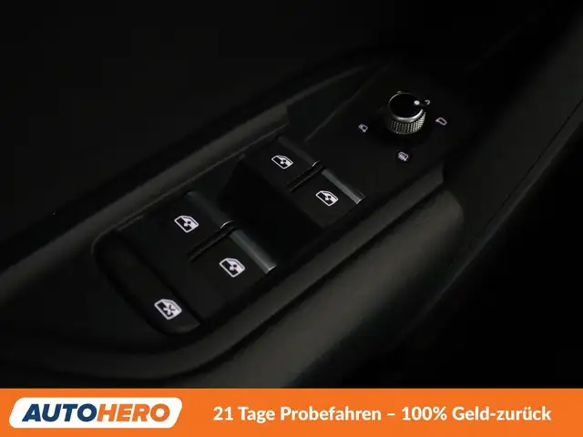 Audi Q5 view 29