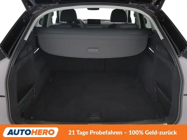 Audi Q5 view 17