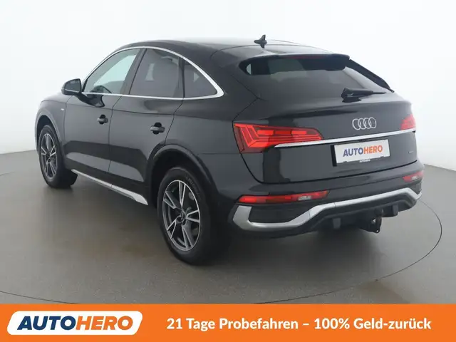 Audi Q5 view 4