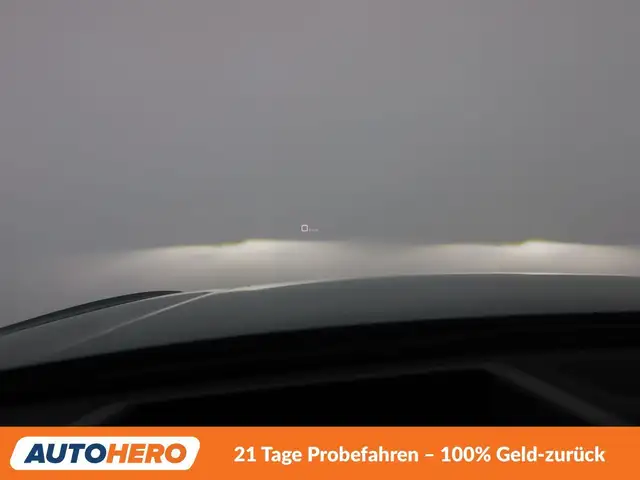 Audi Q5 view 21