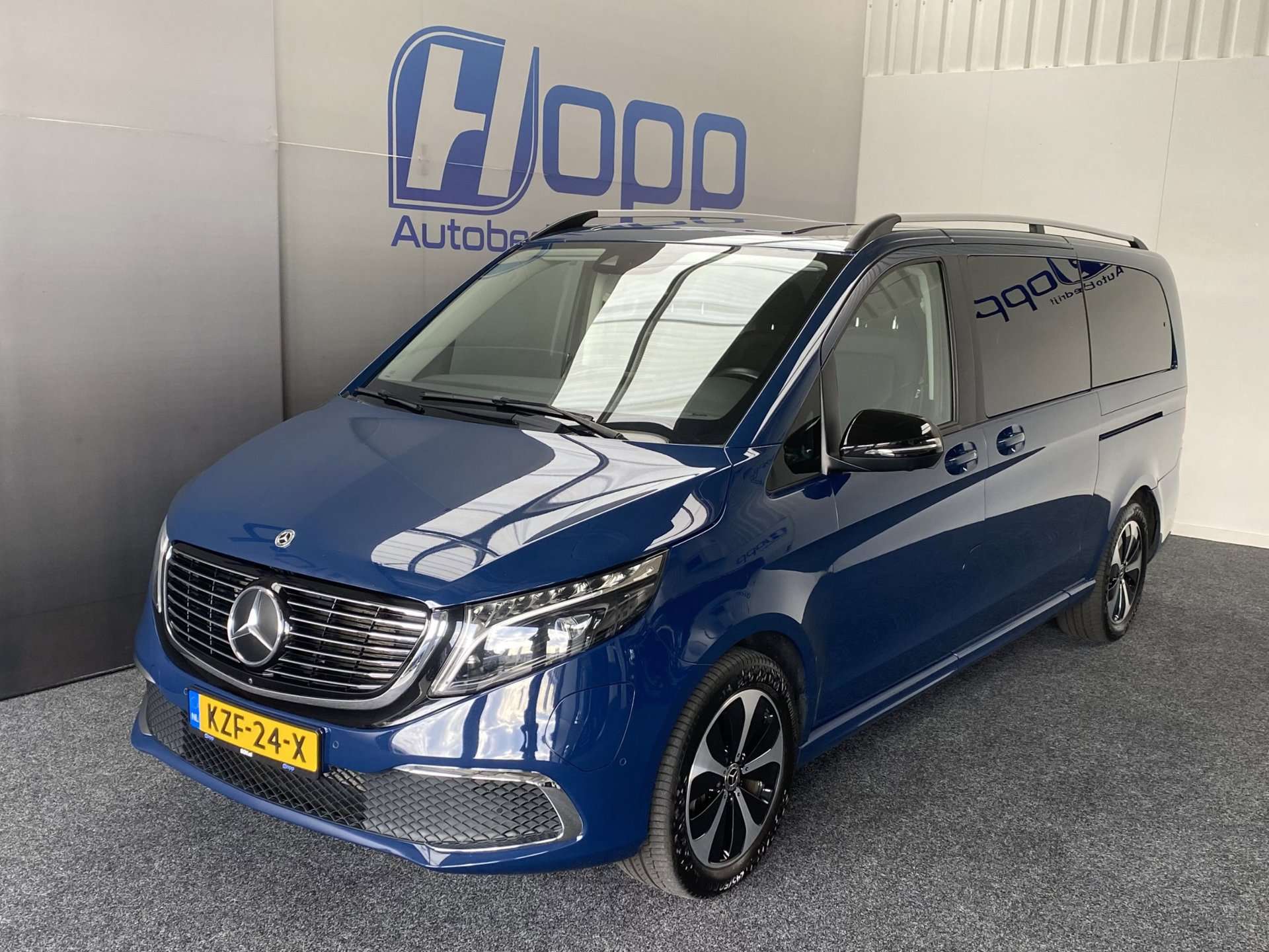 2023 Mercedes Benz EQV