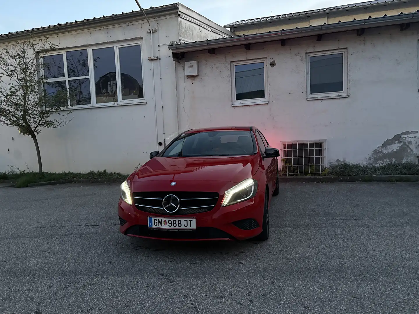 Mercedes-Benz A 180 Rot - 2