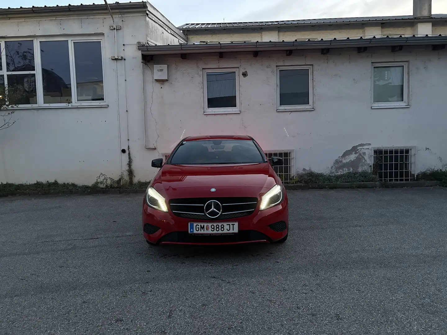 Mercedes-Benz A 180 Rot - 1
