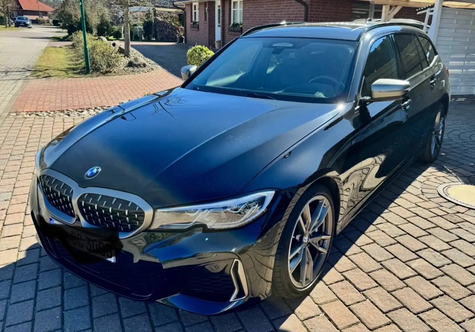 BMW 340 M340i Touring xDrive Panorama, AHK, Live Cockpit, Czarny - 1