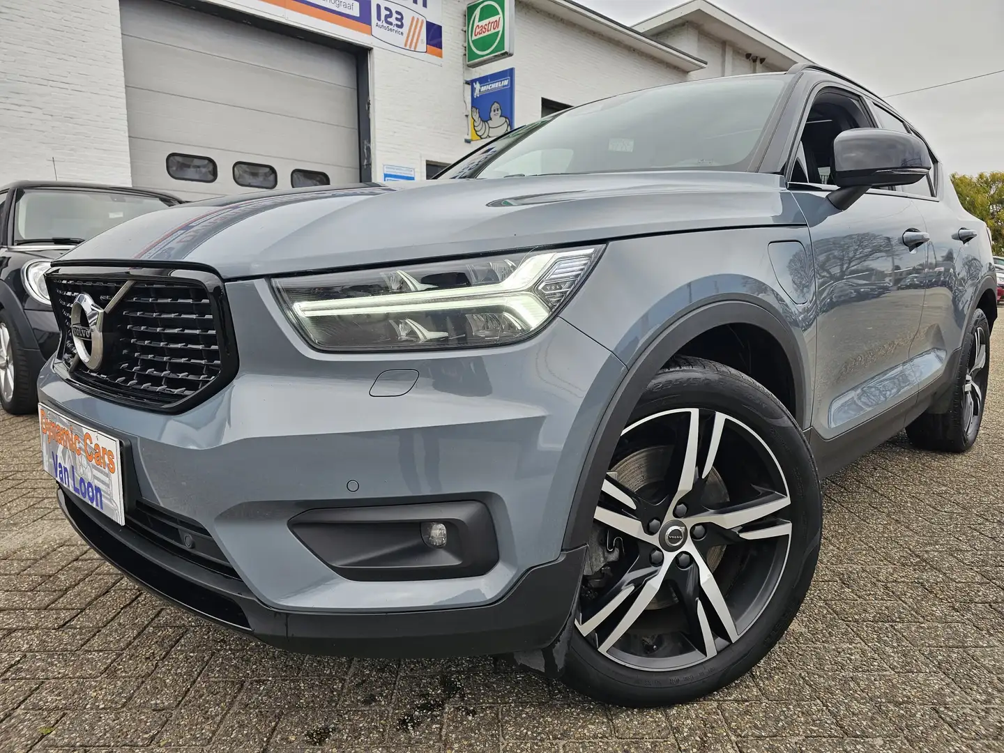 Volvo XC40 T5 Recharge DKGInscription,Harman,Leder,LineA,Full Gris - 1