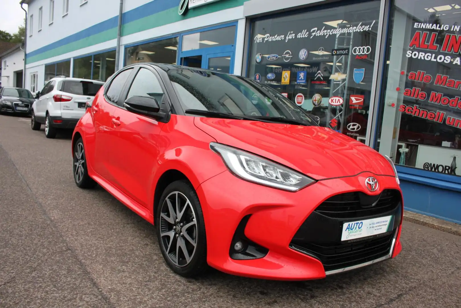 Toyota Yaris 1.5 KAT Premiere Edition Negro - 2