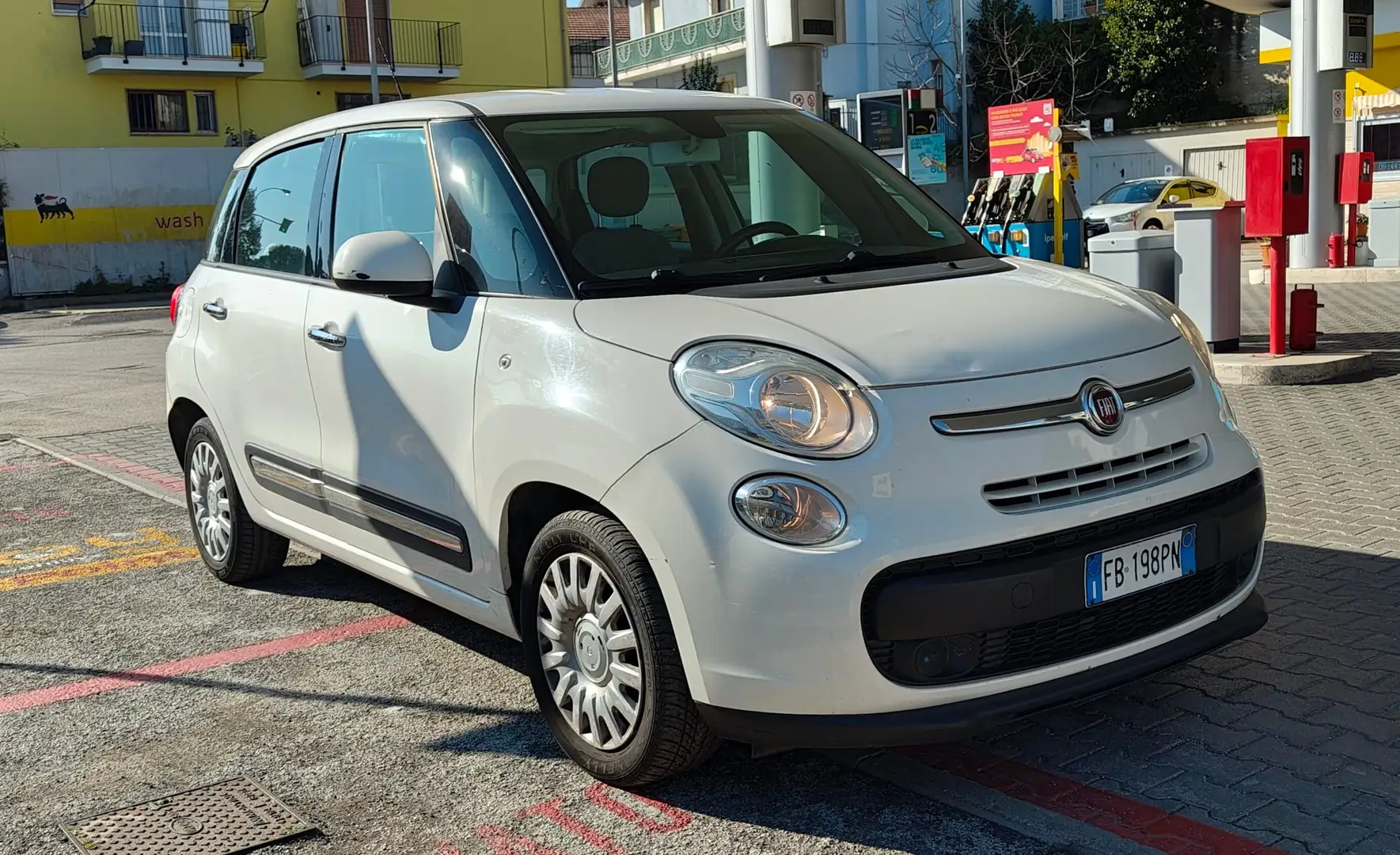 Fiat 500L 1.6 mjt Pop Star 120cv E6 Bianco - 1