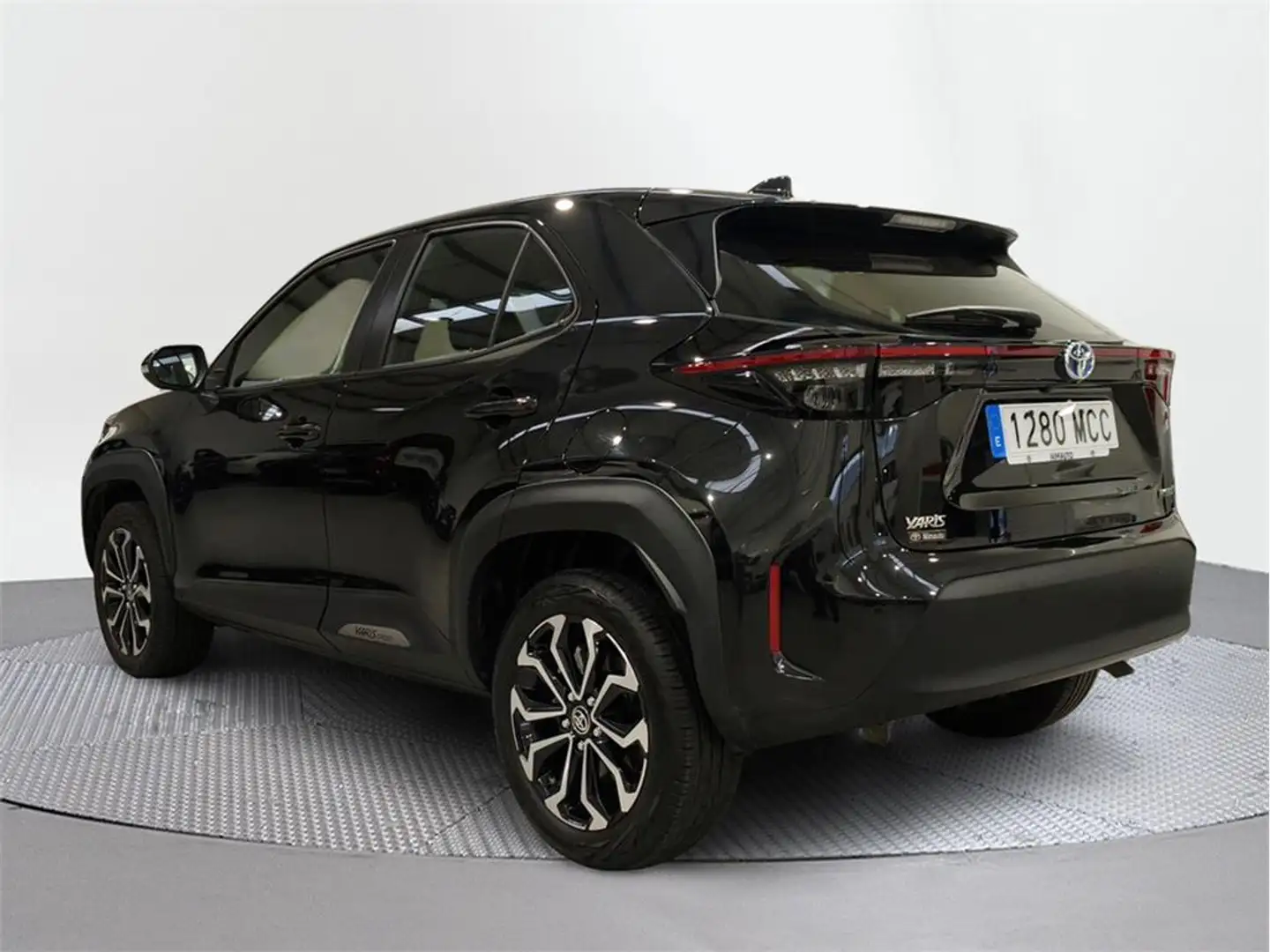 Toyota Yaris Cross 120H Active Tech - 2