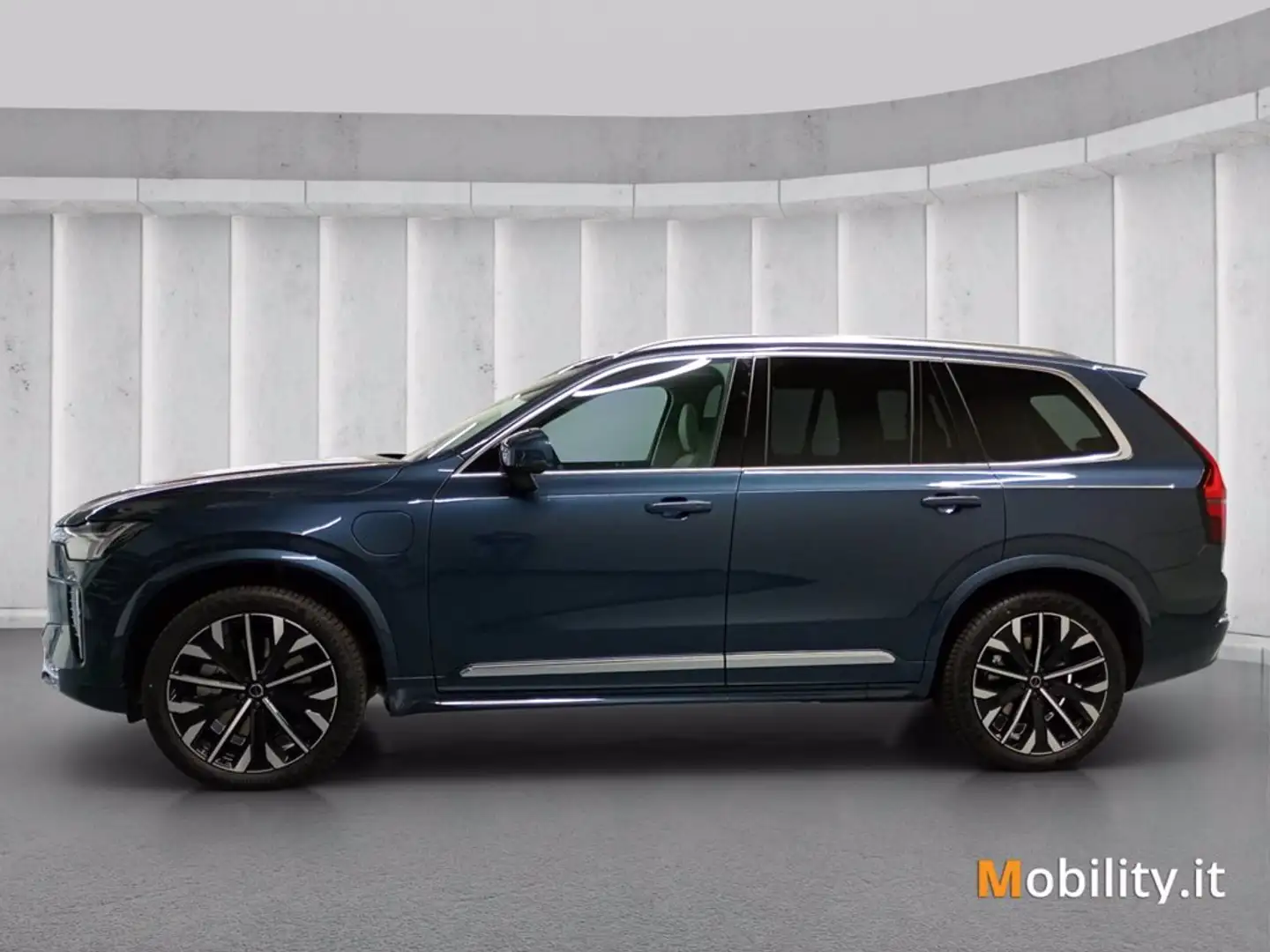 Volvo XC90 2.0 t8 phev Ultra Bright awd 7p.ti auto Blau - 2