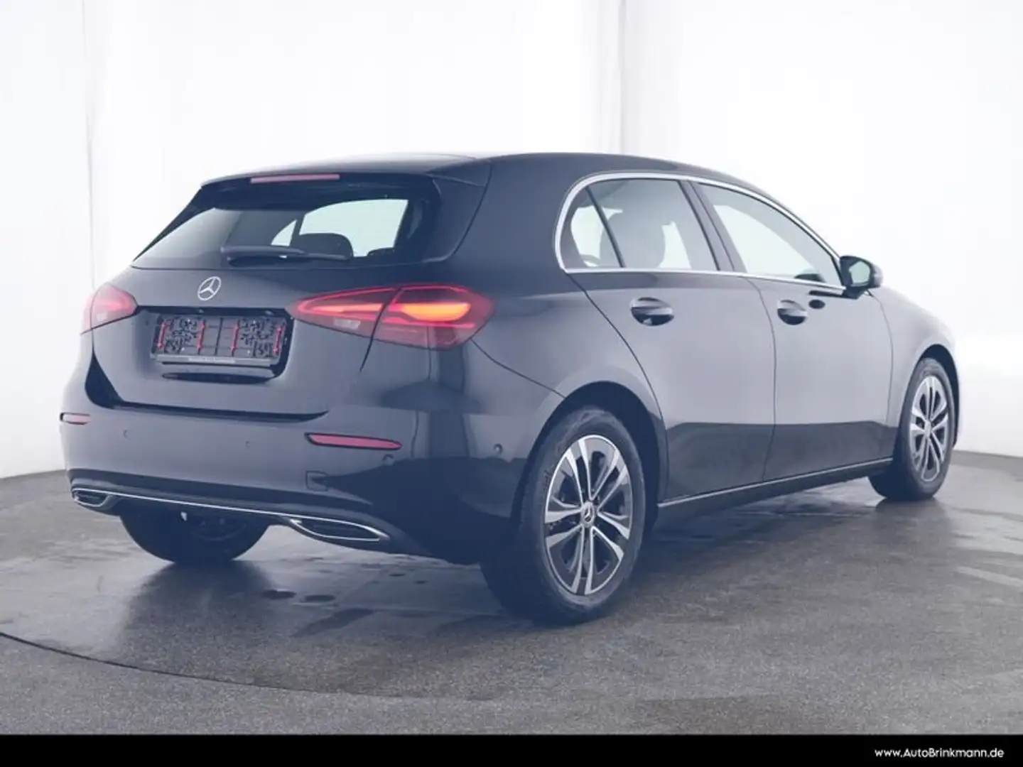 Mercedes-Benz A 180 A180 ADVANCED/LED/KAMERA/MBUX-PREMIUM/LENKRADHZG Schwarz - 2