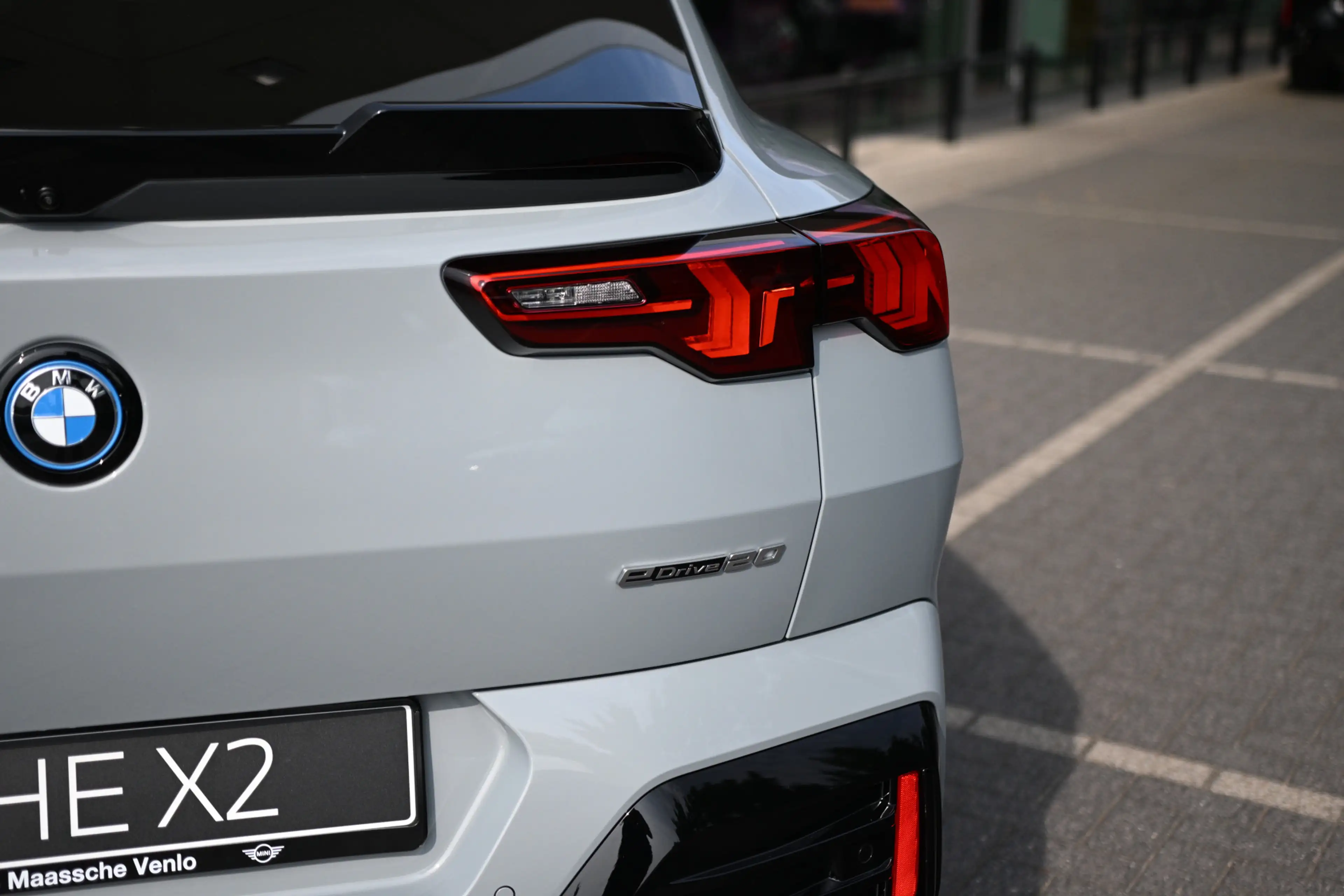 BMW iX2 eDrive20 M Sport / Panoramadak / Trekhaak / M Spor — photo 15