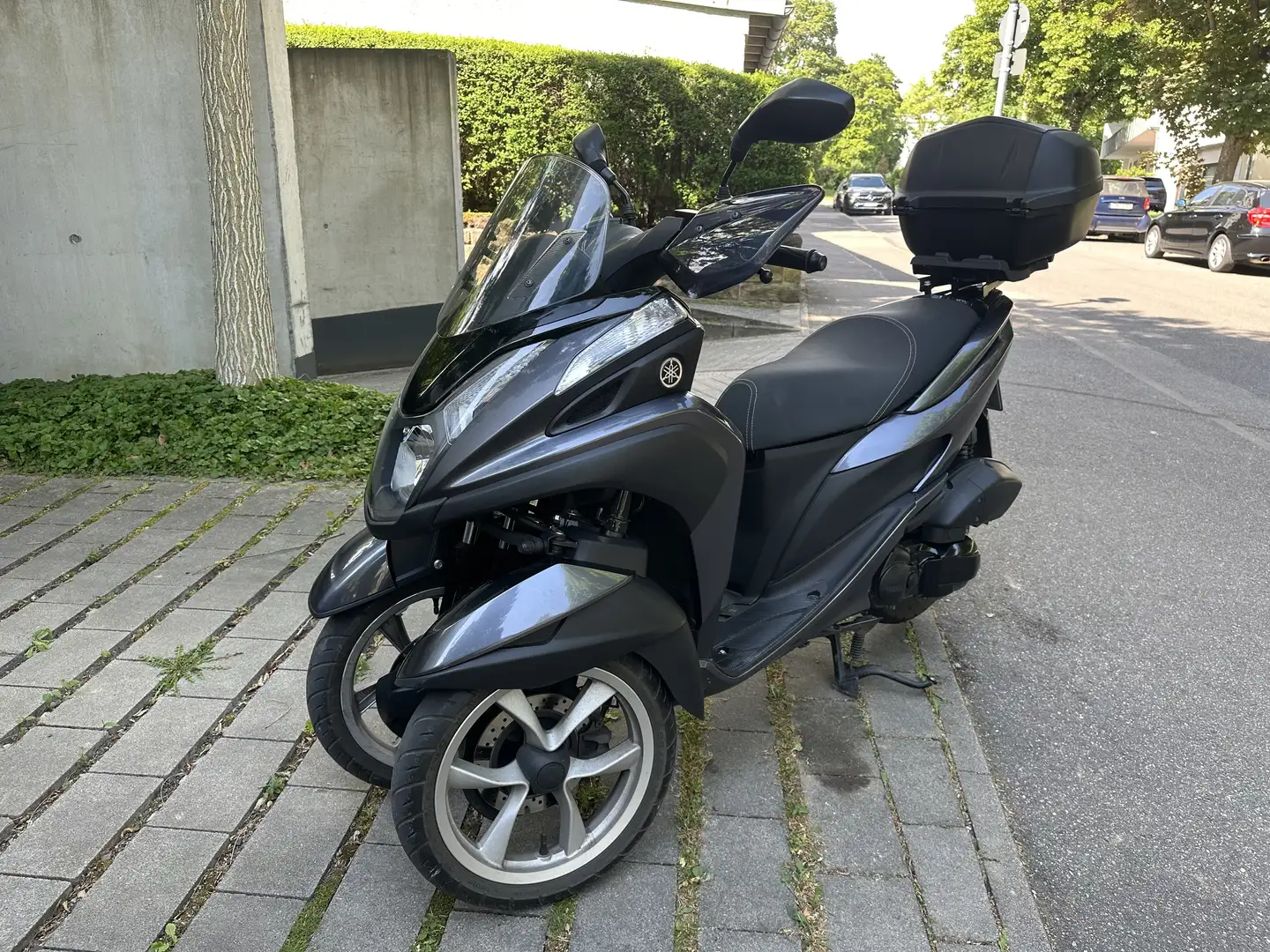 Yamaha TriCity - 1