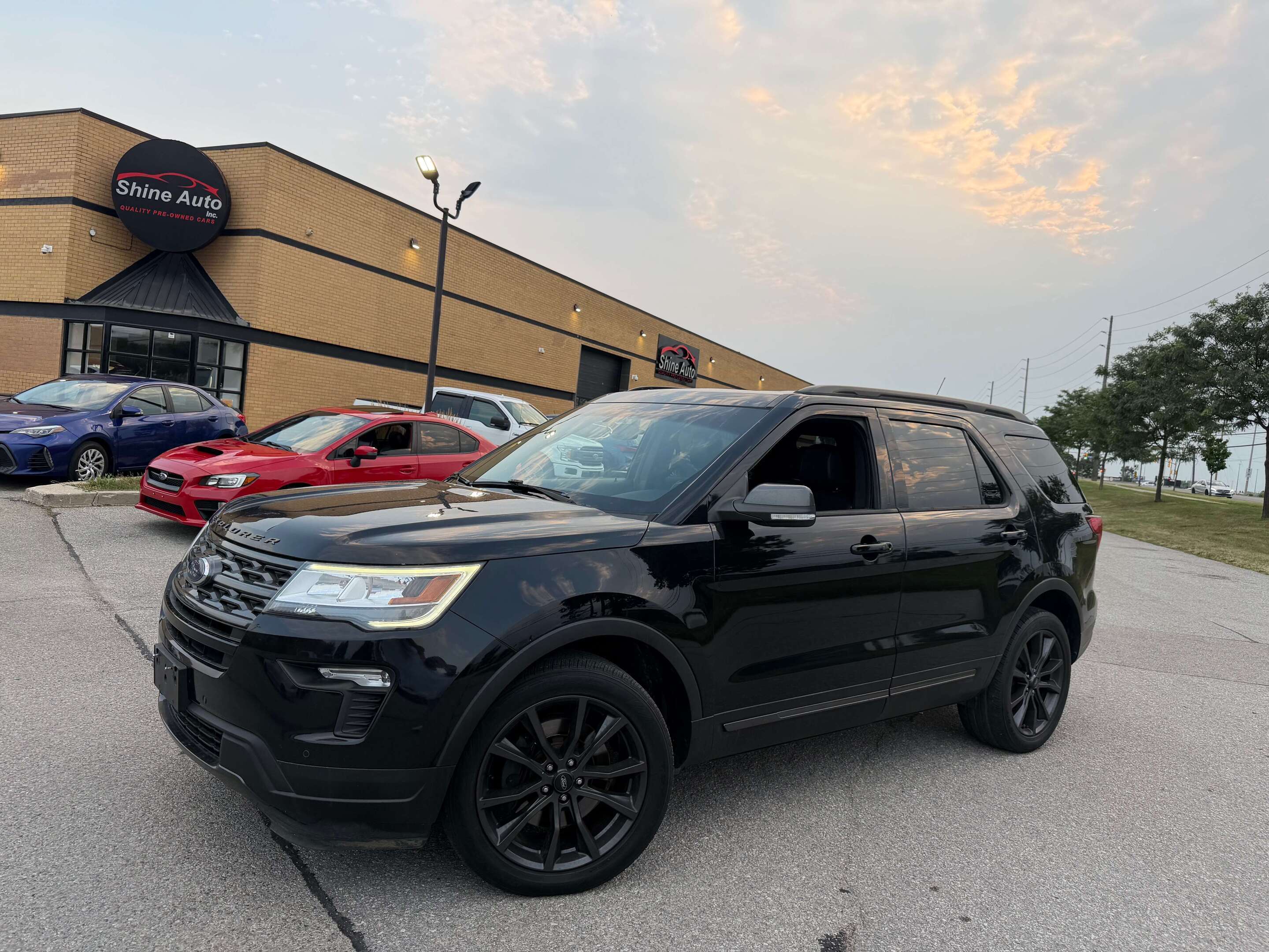 Brown 2018 Ford Explorer SUV / Crossover All-Wheel Drive 6-Speed Automatic