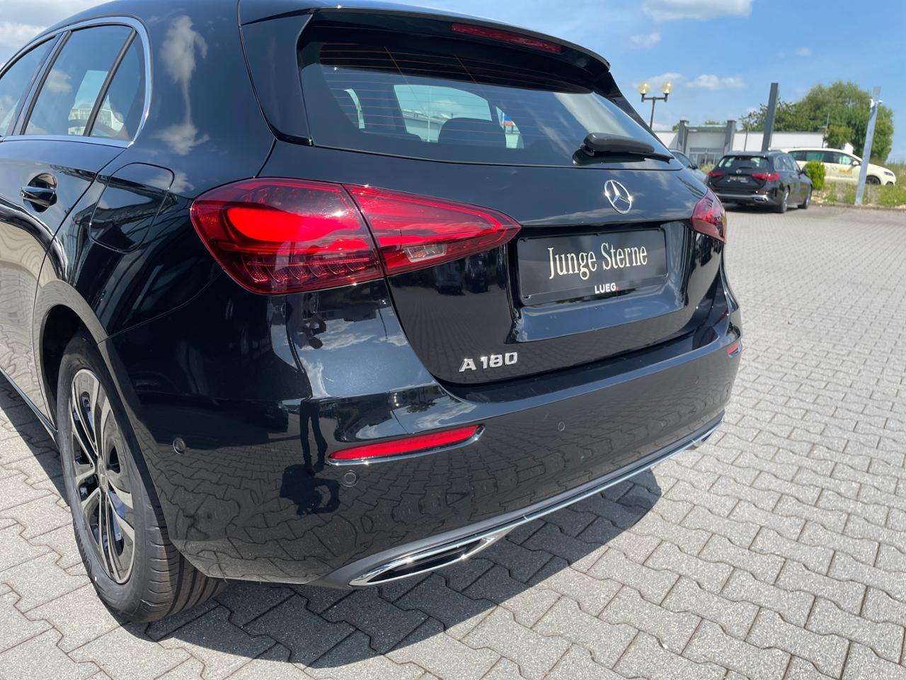Mercedes-Benz A 180