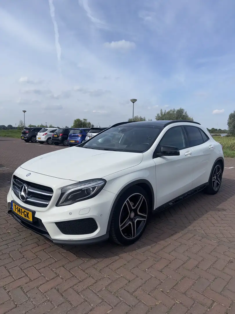 Mercedes-Benz GLA 45 AMG 200 CDI 4M Edition AMG Line White - 1