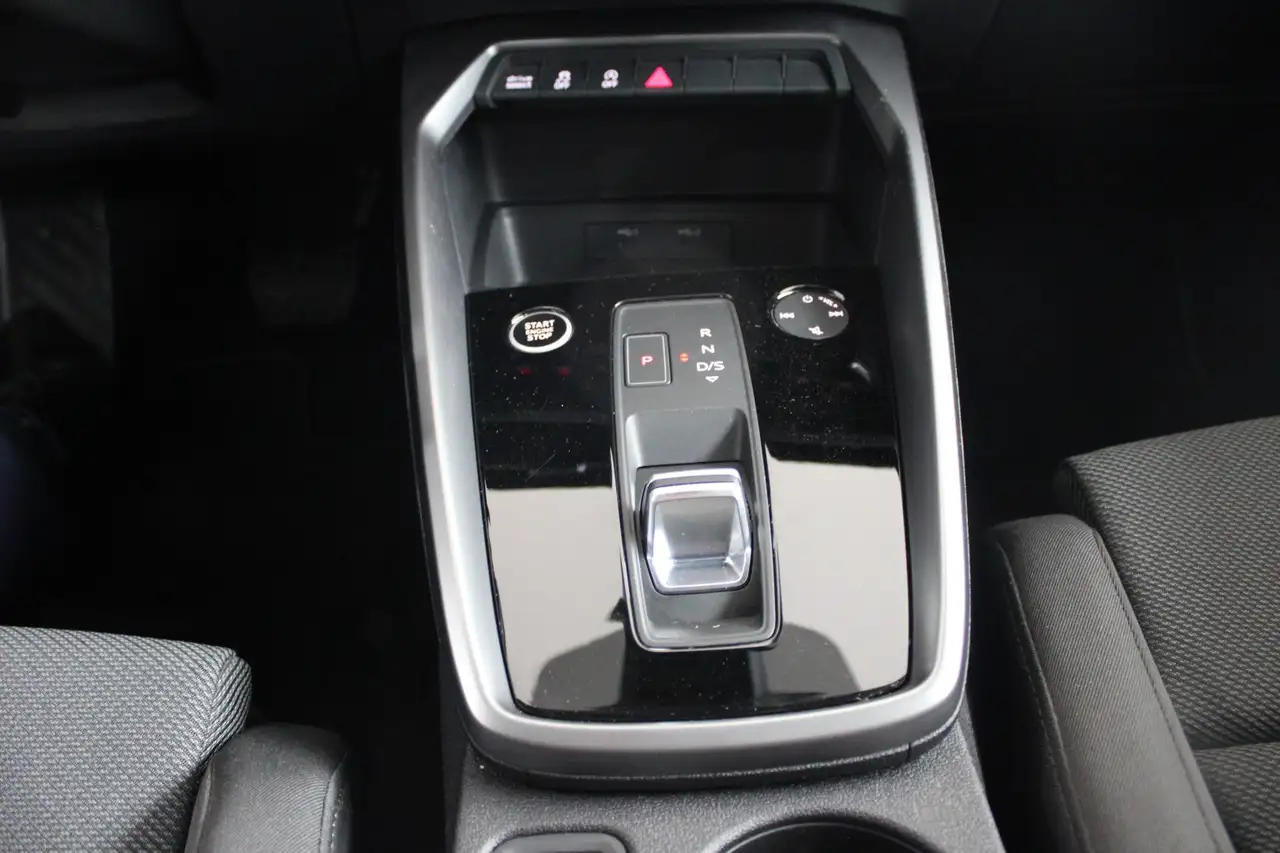 Audi A3 Limousine 35 TFSI CARPLAY-NAVI, миниатюра 24