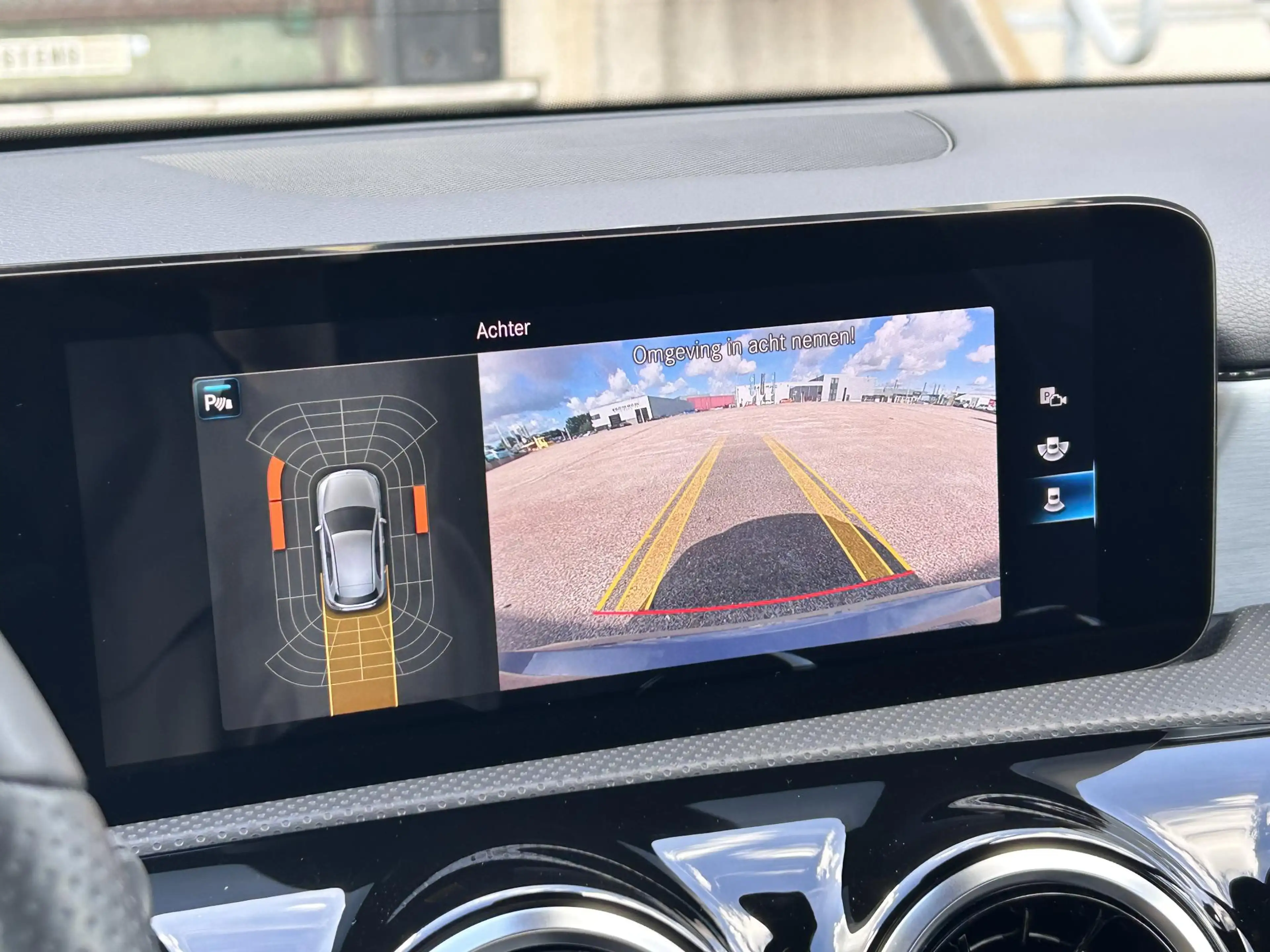 Mercedes-Benz A 200 Business Solution AMG — photo 13