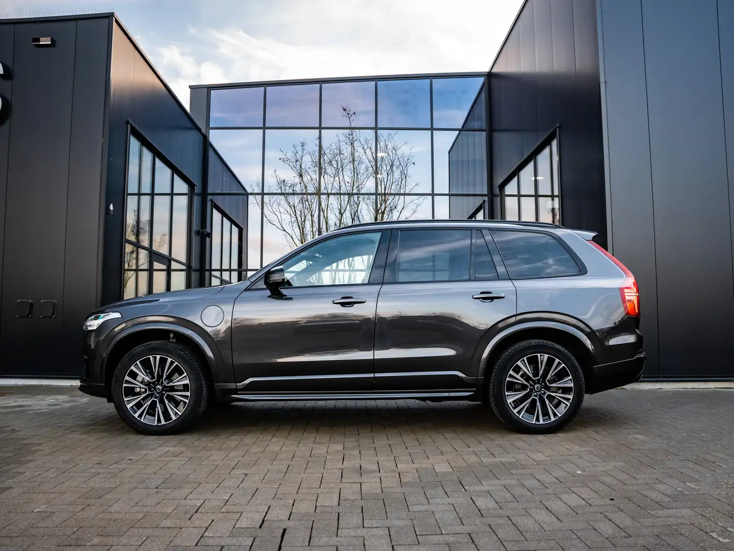 Volvo XC90 T8 AWD - Inscription - 7 zit - H&K - HUD - ACC Grey - 2