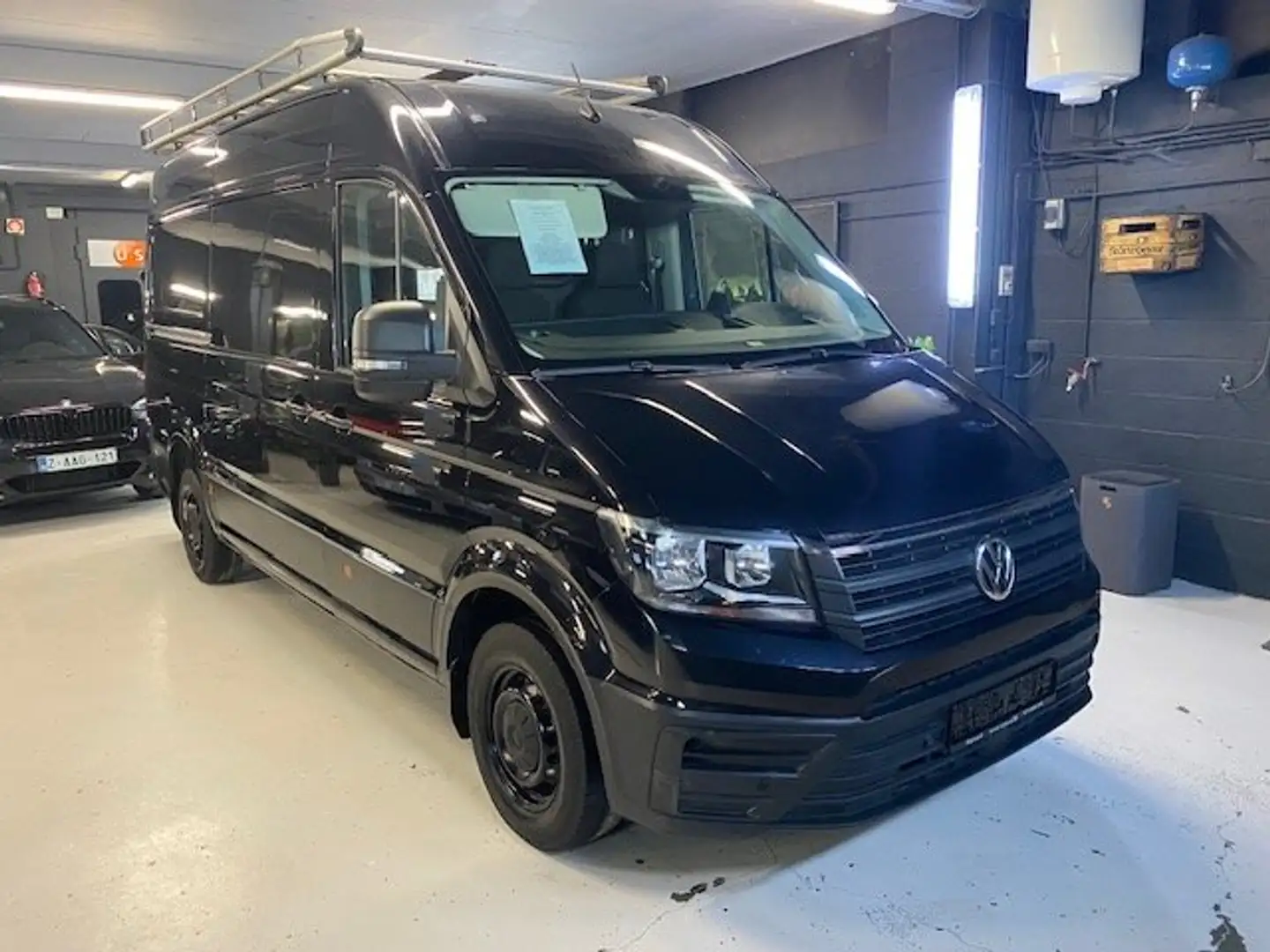 Volkswagen Crafter 2.0 CR TDi L3H3 *TVA RECUP** 12 MOIS DE GARANTIE Noir - 1