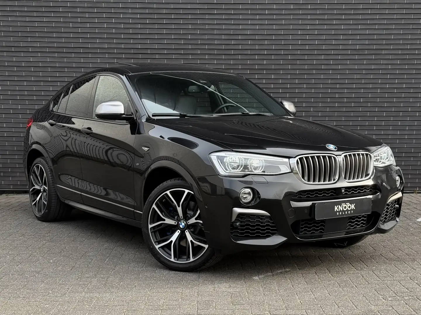 BMW X4 M40i | Panodak | Harman/Kardon | HUD | Sportleder Zwart - 1