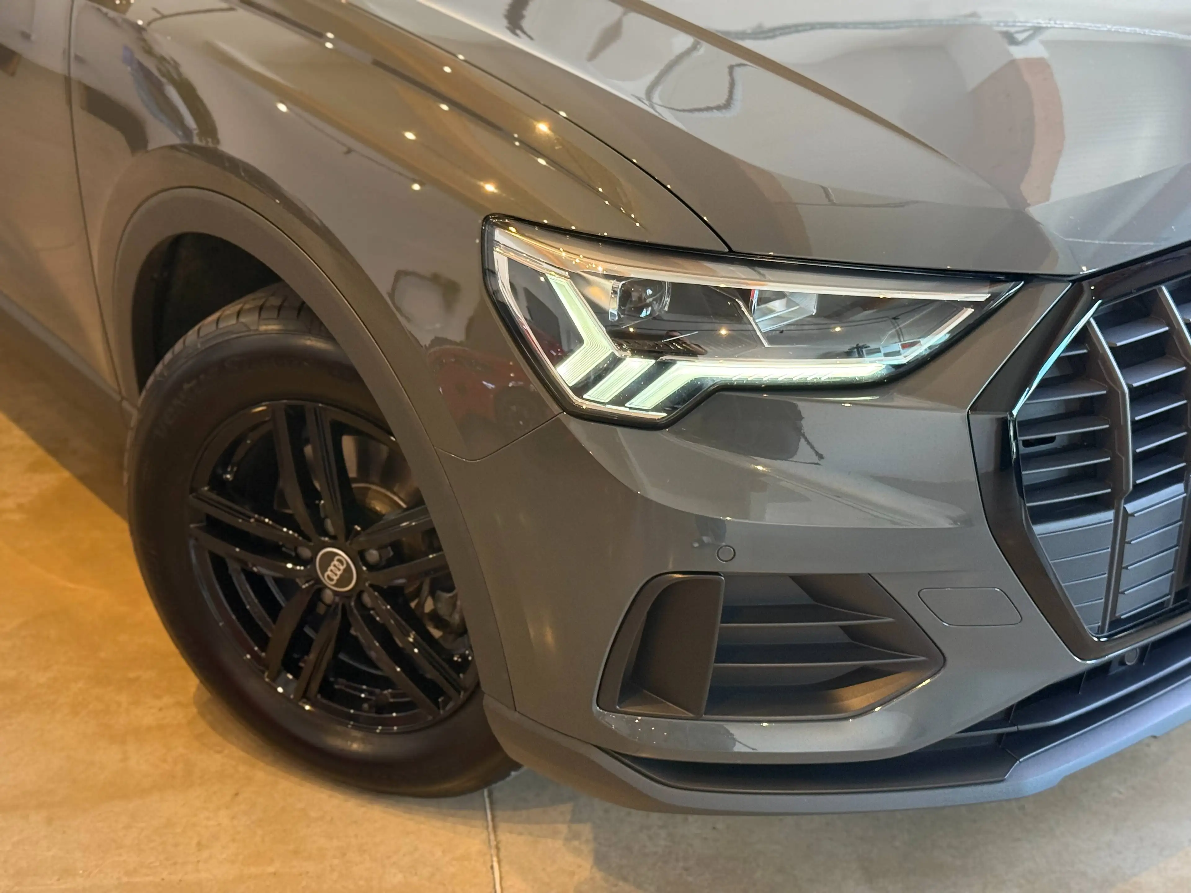 Audi Q3 35 TFSI S-Tronic I LED — photo 14