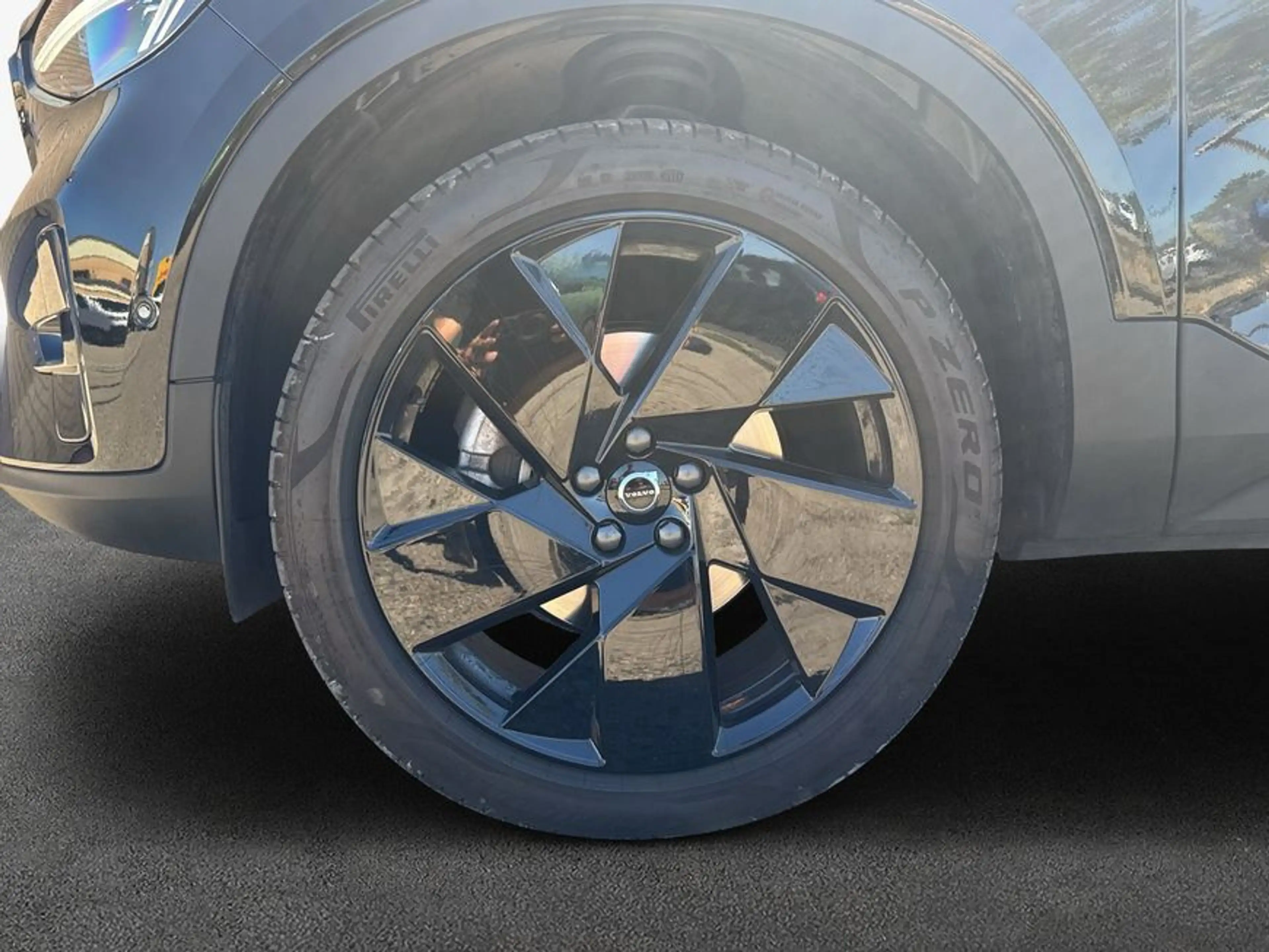 Volvo XC40 XC40 B3 B DKG Plus Black Edition — photo 7