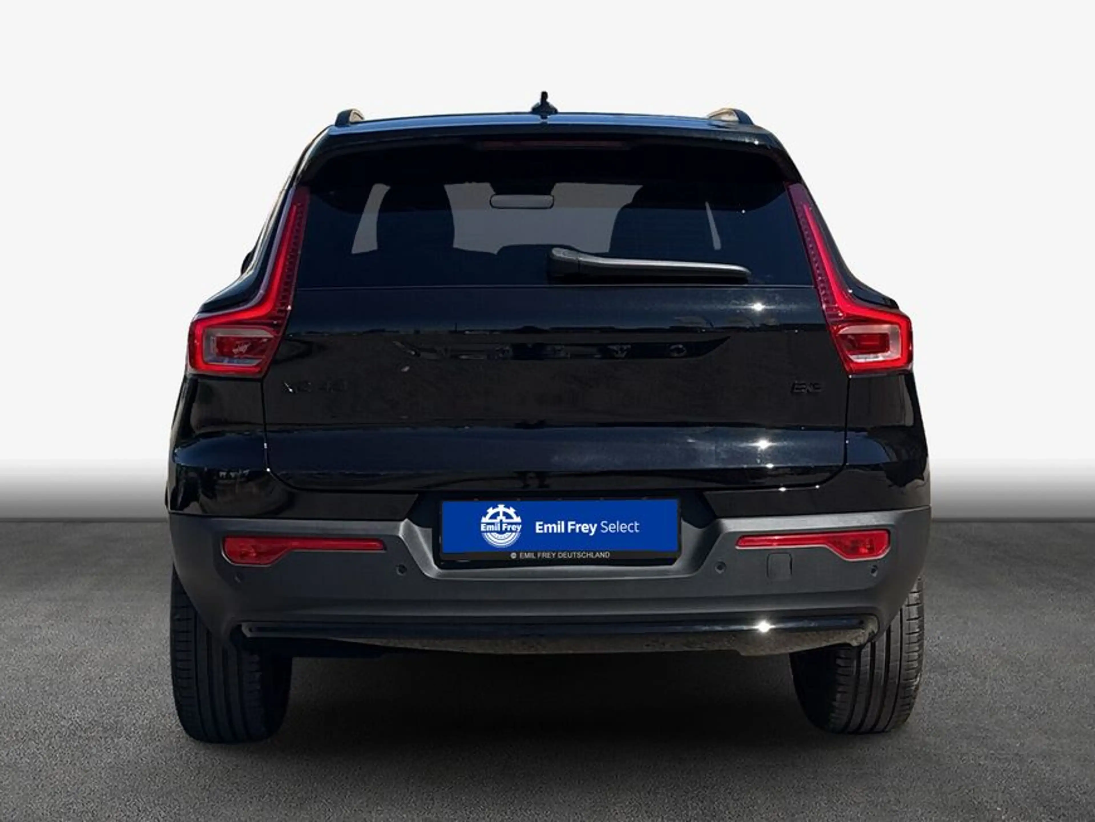 Volvo XC40 XC40 B3 B DKG Plus Black Edition — photo 5
