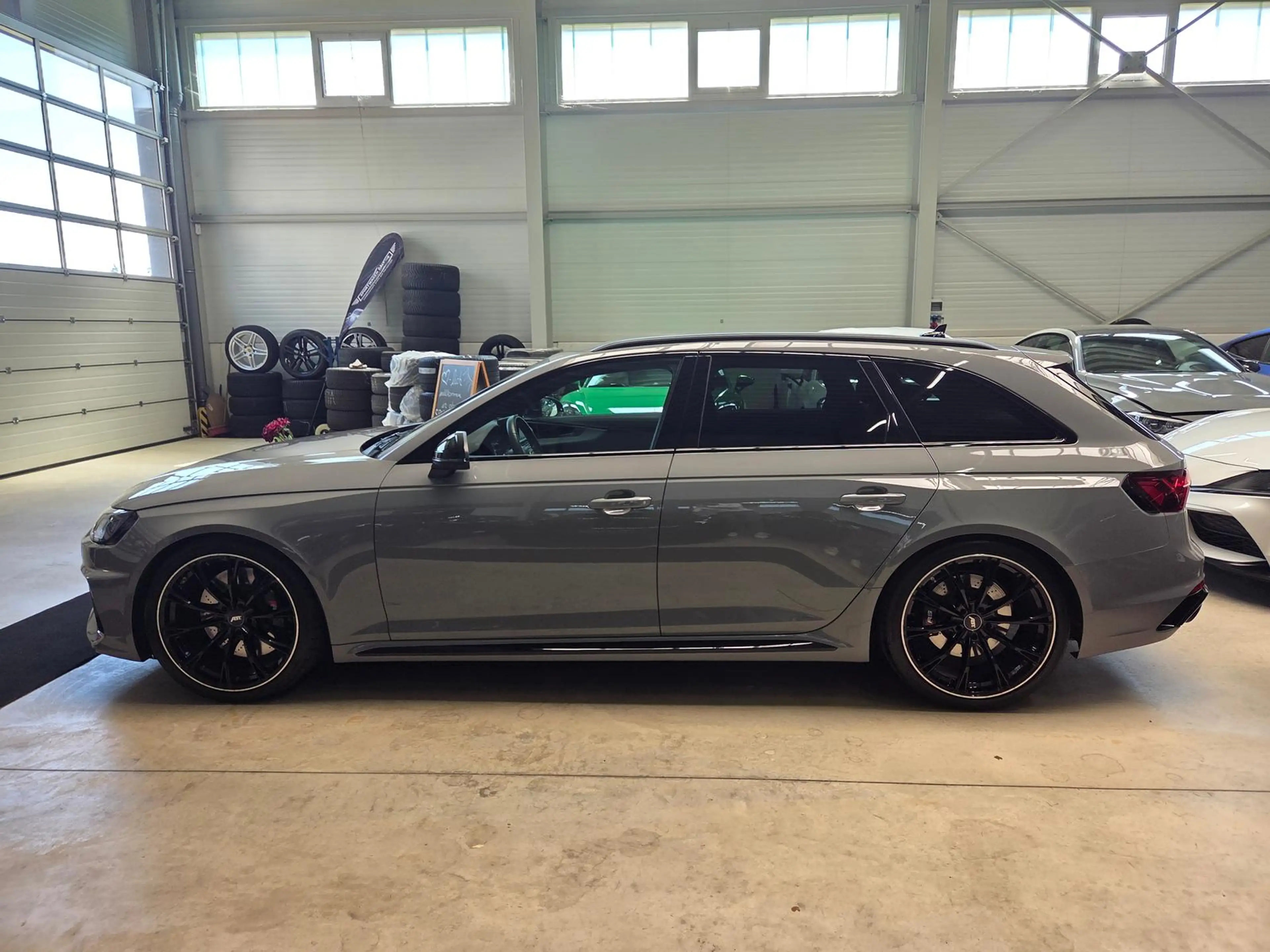 Audi RS4 quattro /Matrix-LED/Rückfahrkamera/AHK/*470€ — photo 15
