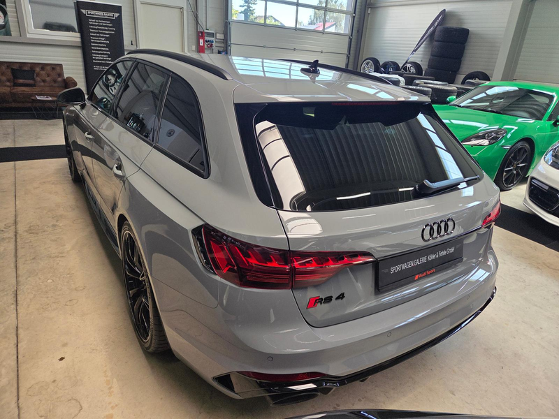 Audi RS4 quattro /Matrix-LED/Rückfahrkamera/AHK/*470€ — photo 13
