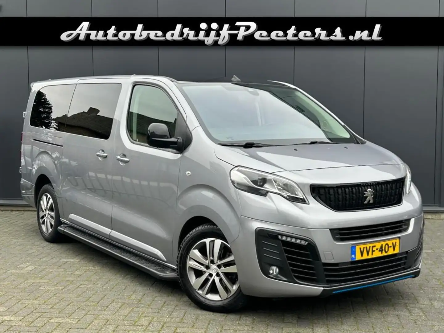 Peugeot Expert 2.0 HDI Sport D.C. L2H1 Aut. Leder 2xSchuifdeur Na Gris - 1