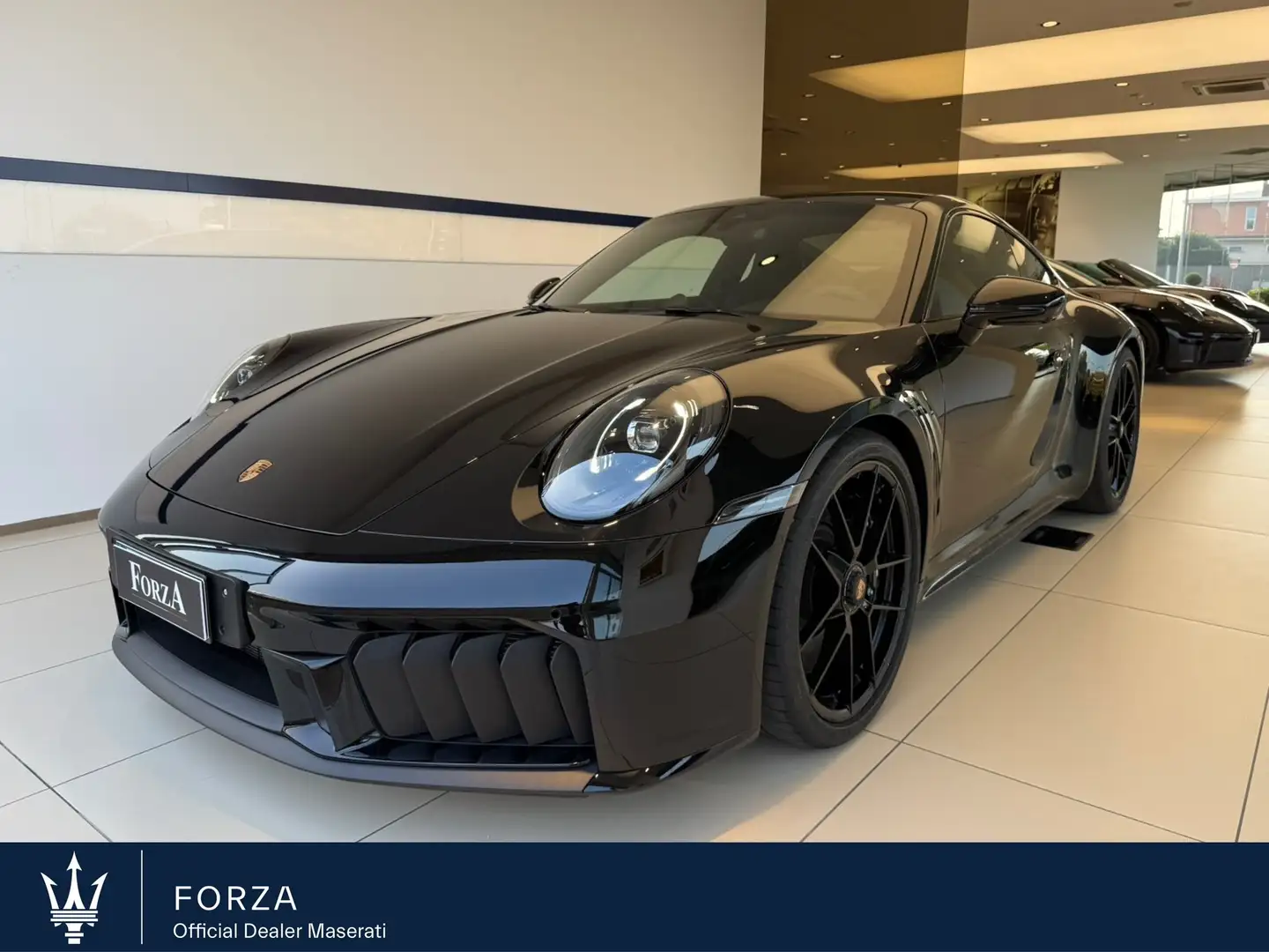 Porsche 992 992.2 4 GTS Noir - 1