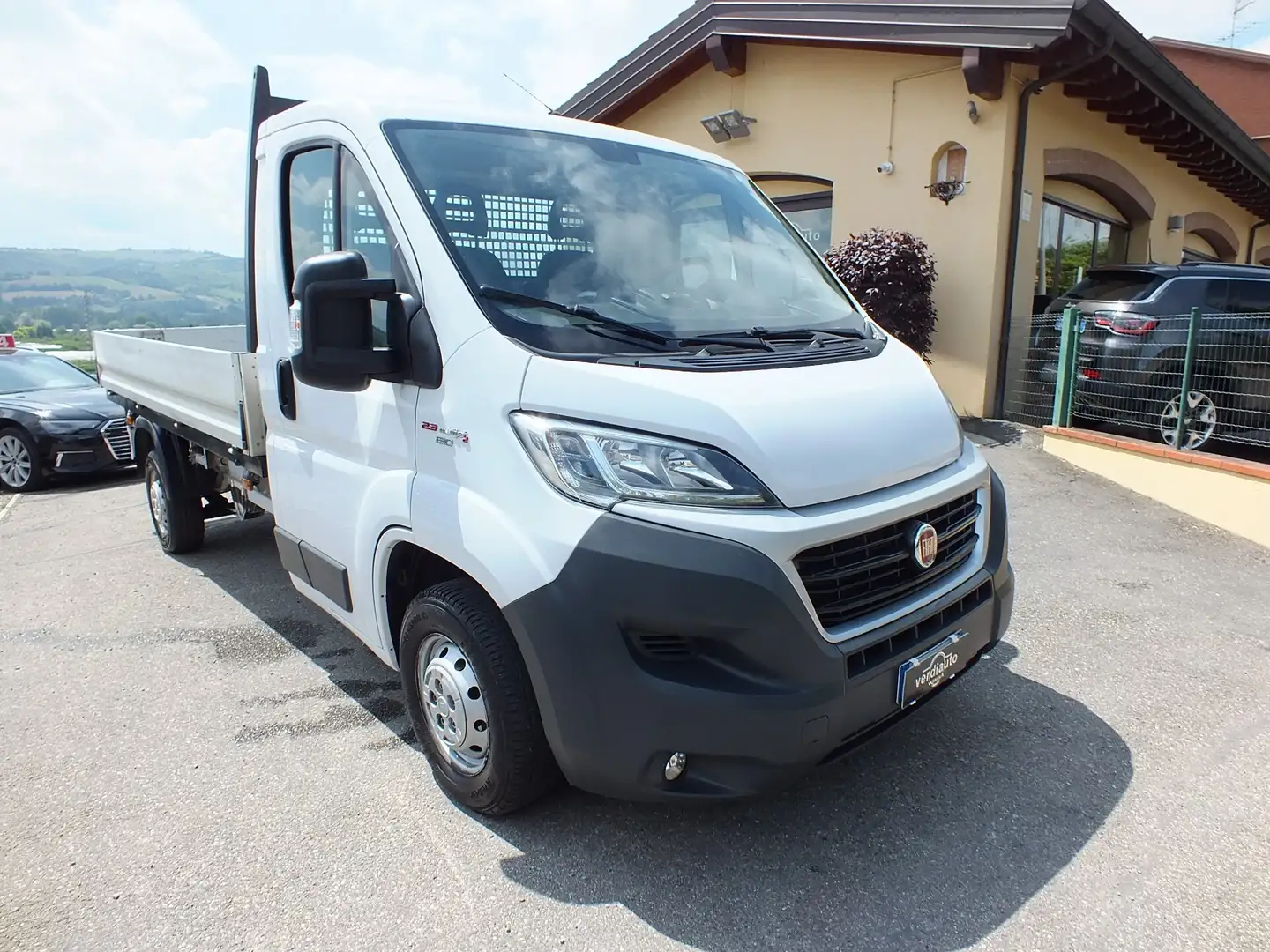 Fiat Ducato 35 2.3 MJT 130CV PASSO MEDIO  CASSONE-NAVI- Bianco - 1