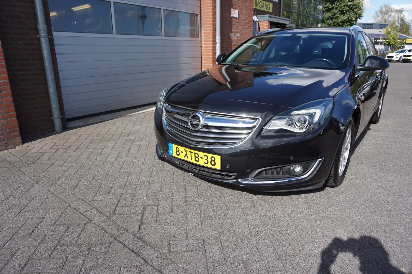 Opel Insignia Sports Tourer 1.4 TURBO 141PK EcoFLEX Business+ OR Zwart - 2