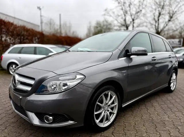 Mercedes-Benz B 200 B 200 (246.243)