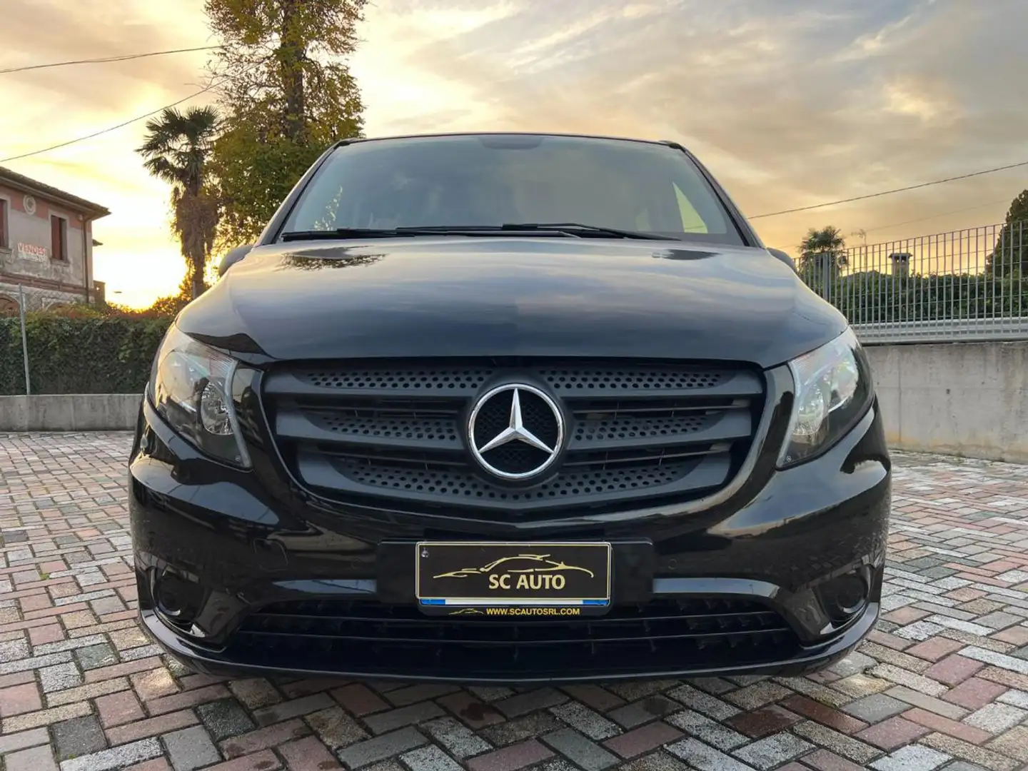 Mercedes-Benz Vito 2.2 116 CDI PL Tourer Select Extra-Long Nero - 1