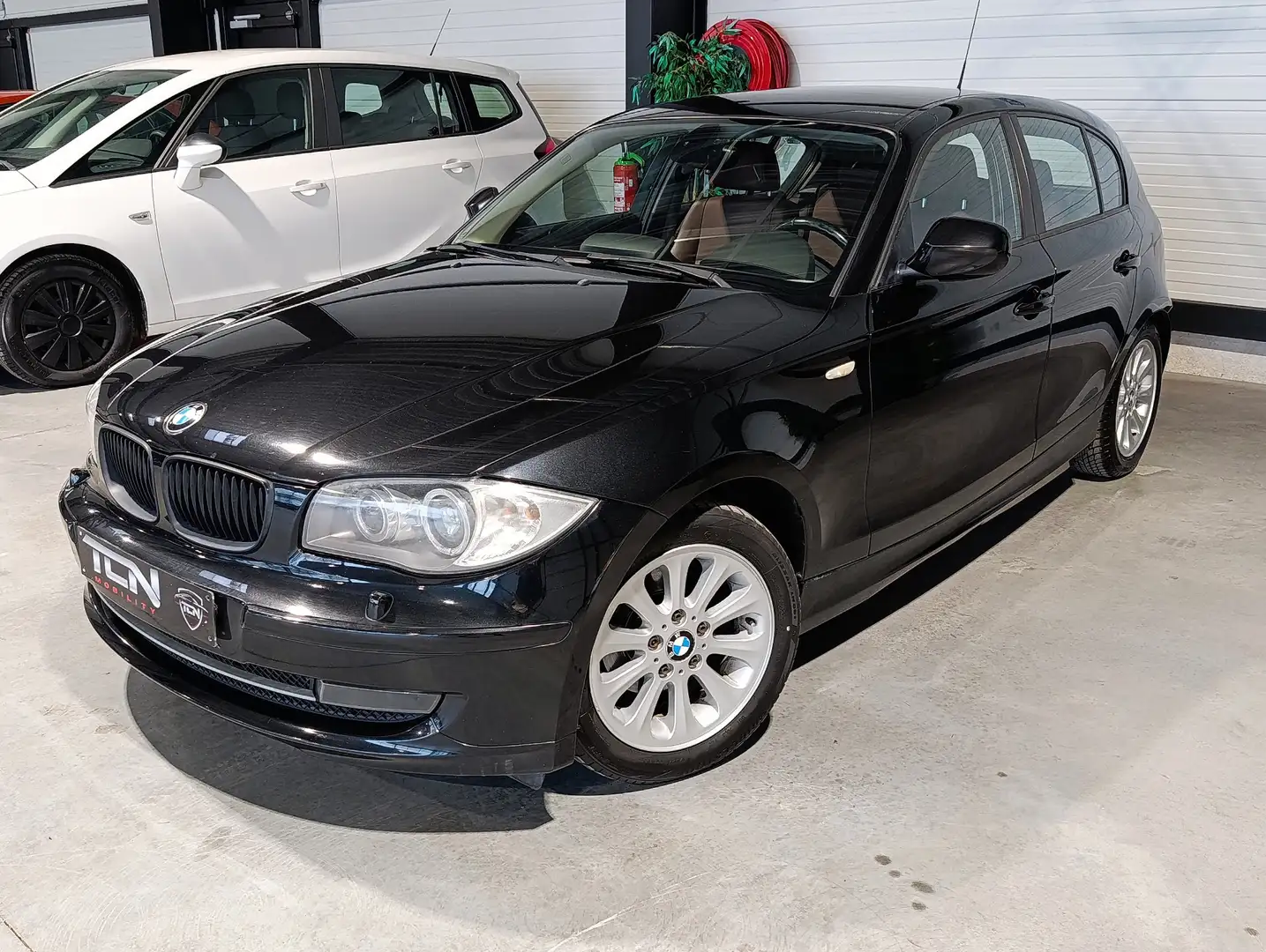 BMW 116 116i 122 ch Edition Executive,Cuir,GPS - 1