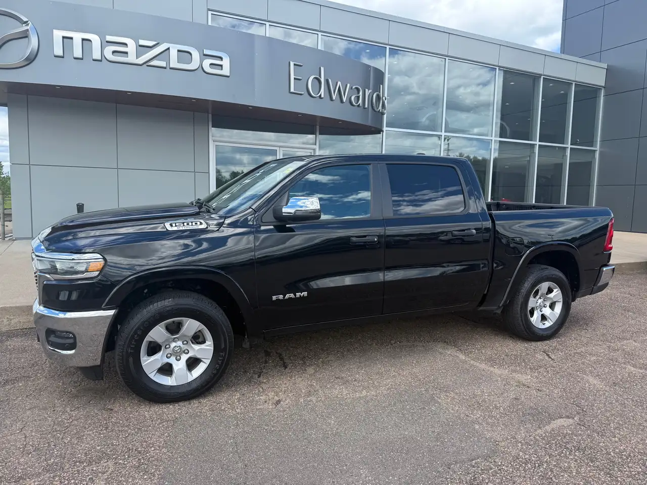RAM 1500 photo RAM 1500