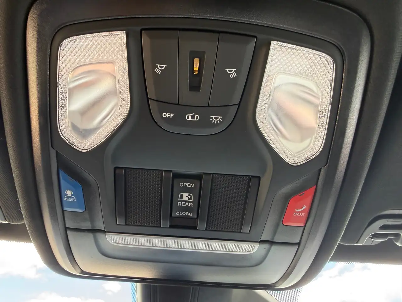 RAM 1500 photo RAM 1500