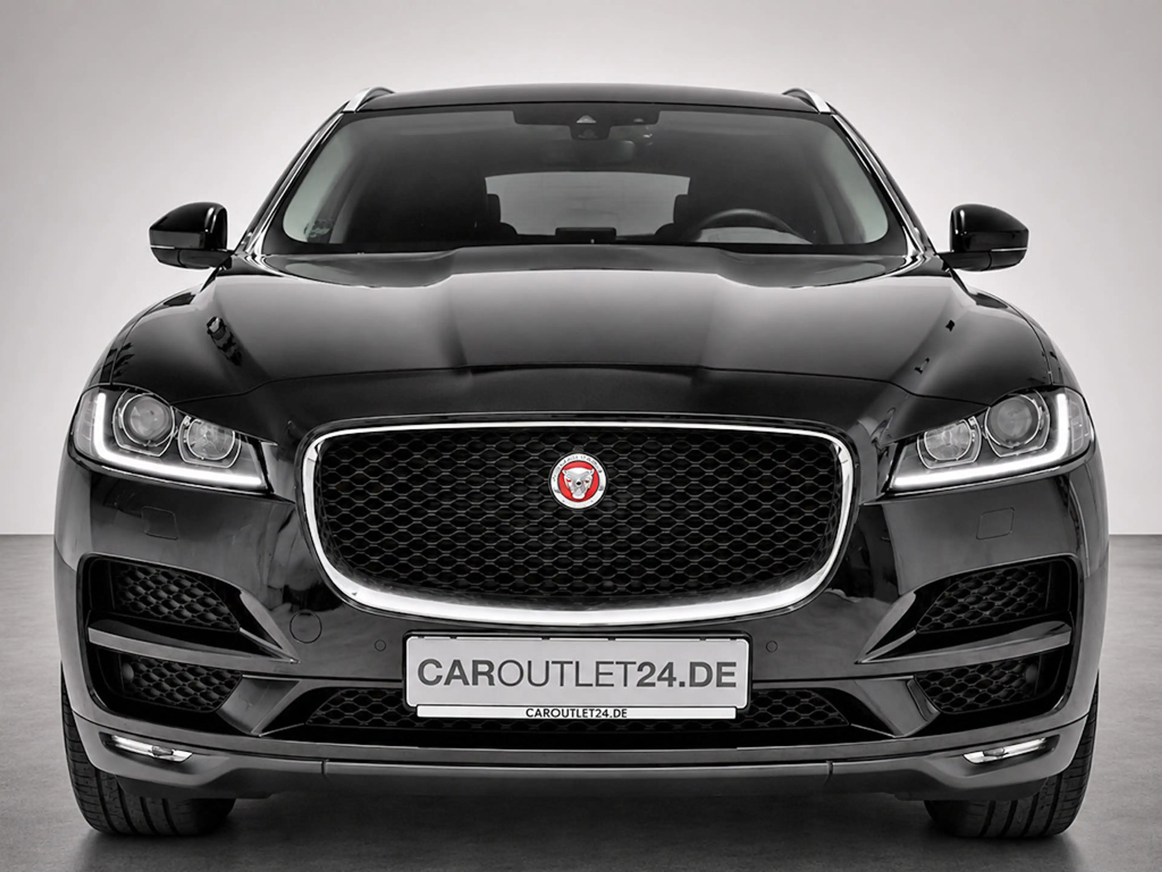Jaguar F-Pace D180 AWD Prestige *1.HD Leder Navi 19Z* — photo 3