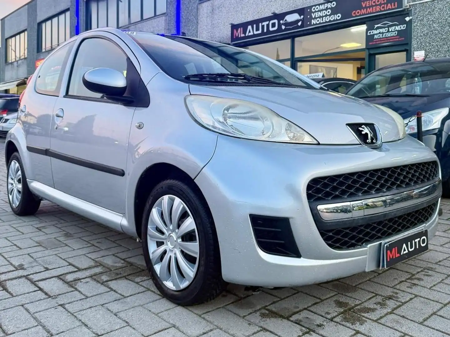 Peugeot 107 107 2005 1.0 12v Allure (sweet years) 5p FL Grigio - 2