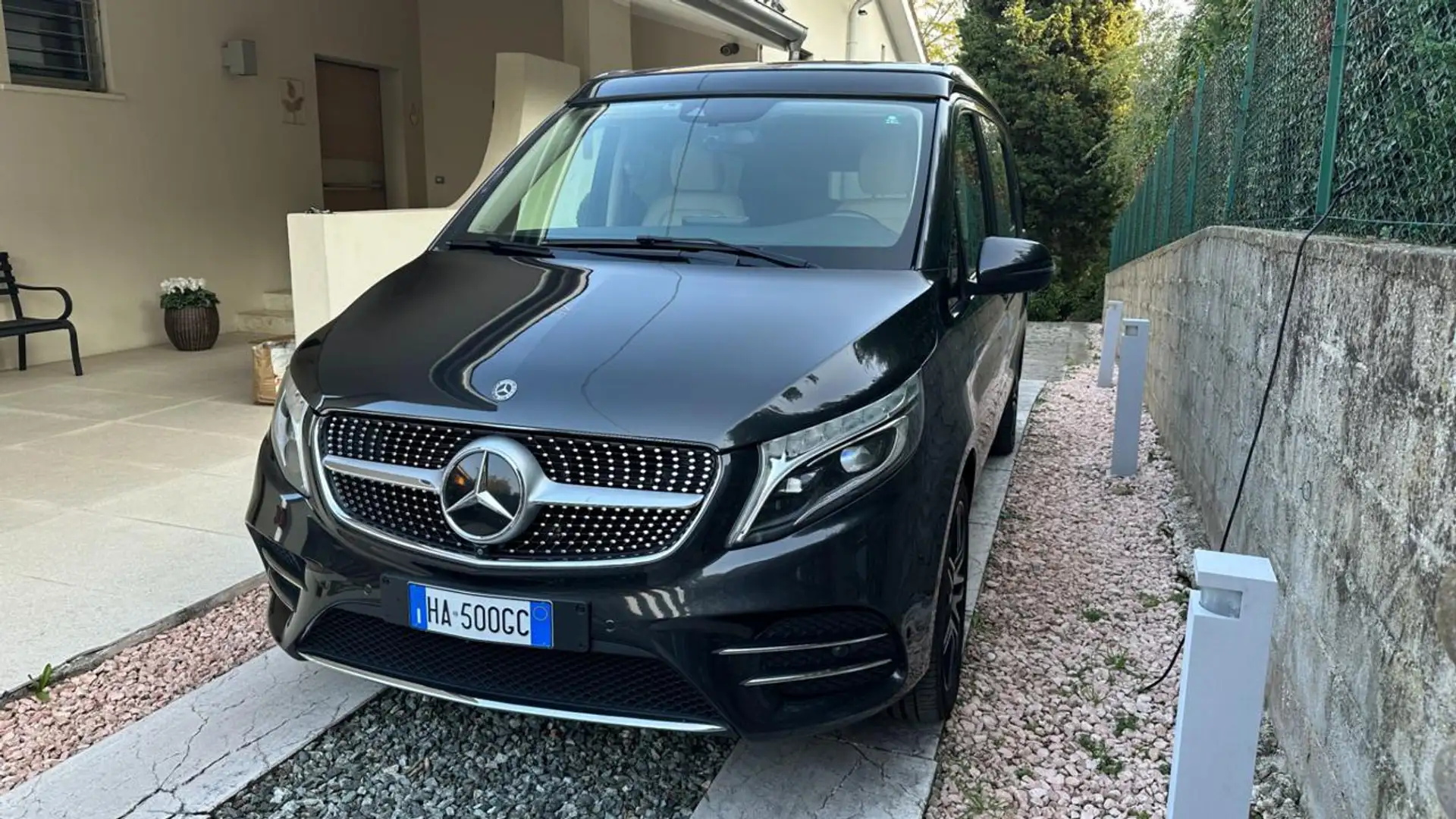 Mercedes-Benz Marco Polo AUTOCARAVAN 300D AUT. 4MATIC Grau - 1