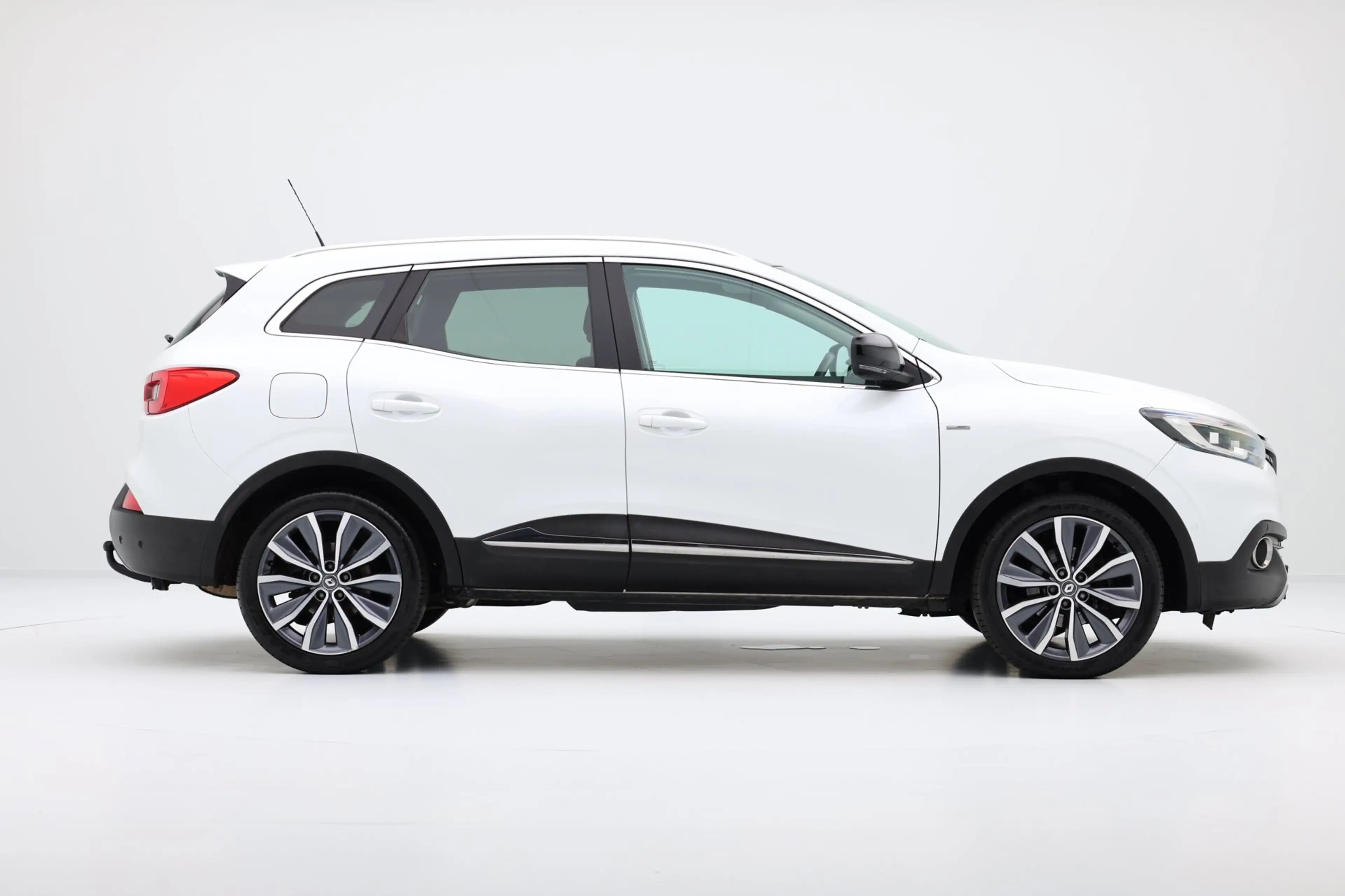 Renault Kadjar 1.2 TCe Bose Pano|Cam|PDC|19"LMV|Clima|Trekhaak — photo 27