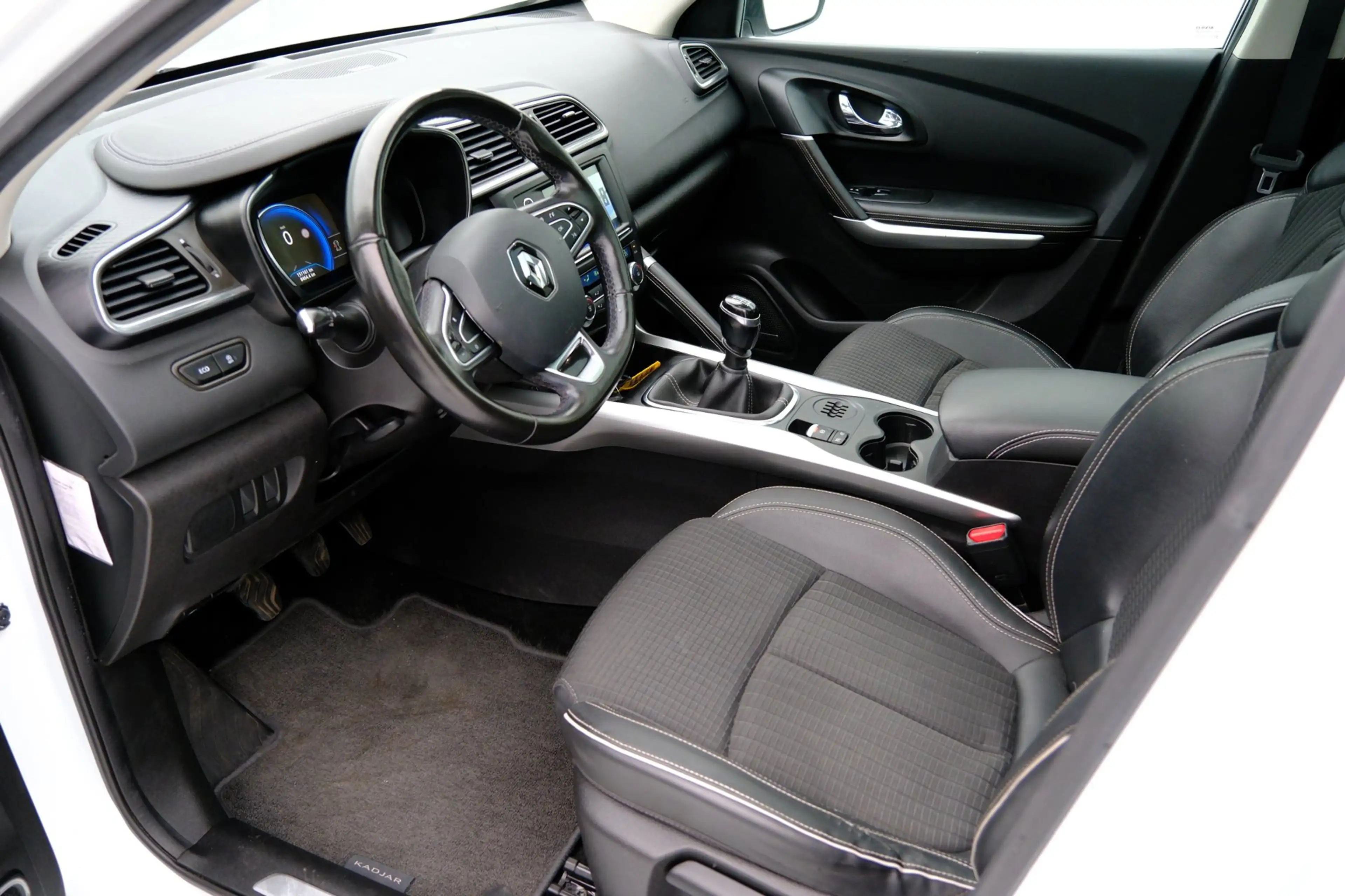 Renault Kadjar 1.2 TCe Bose Pano|Cam|PDC|19"LMV|Clima|Trekhaak — photo 2