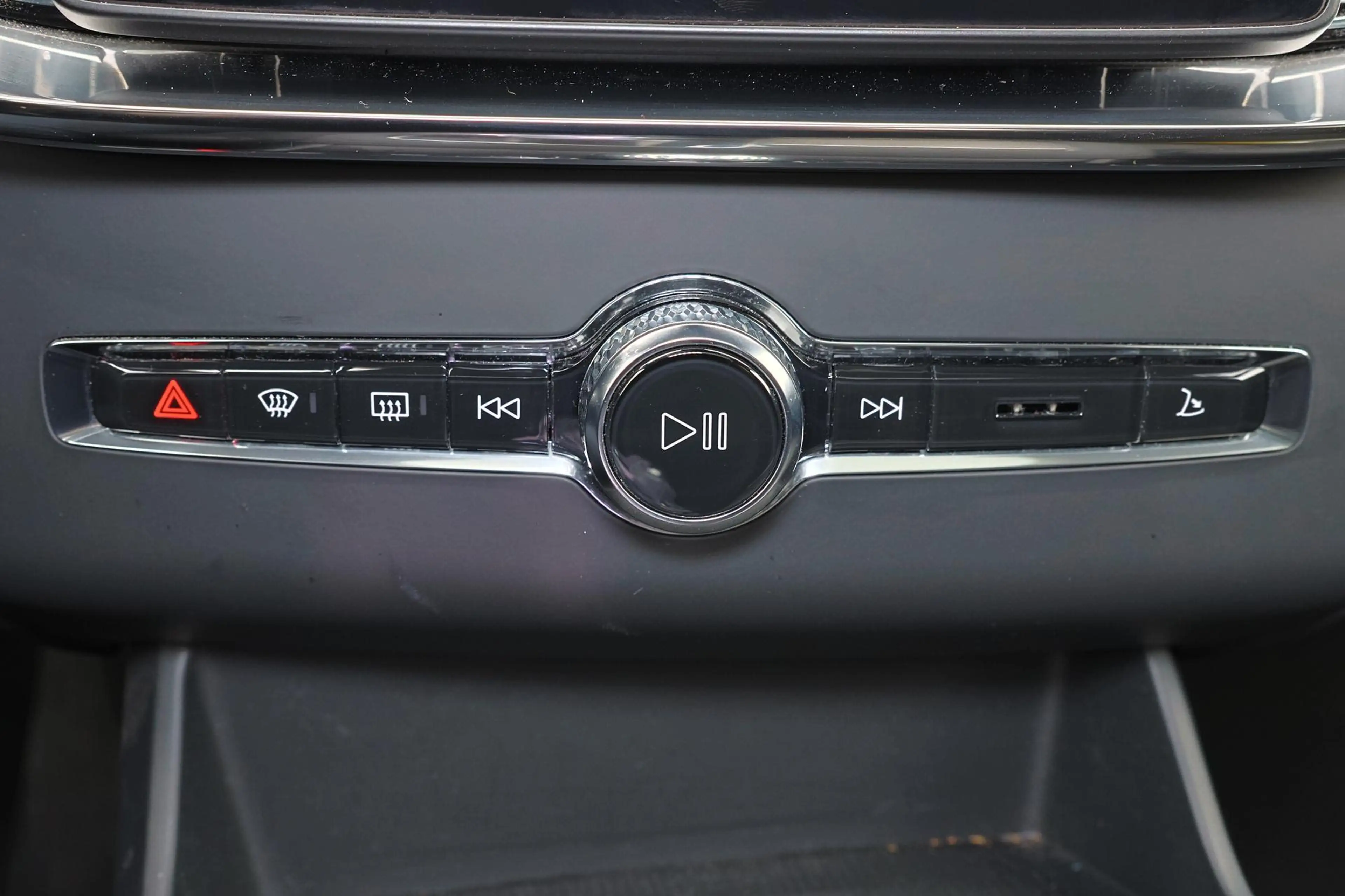 Volvo XC90 T8 Recharge AWD Ultra Dark - Luchtvering - Panoram — photo 10