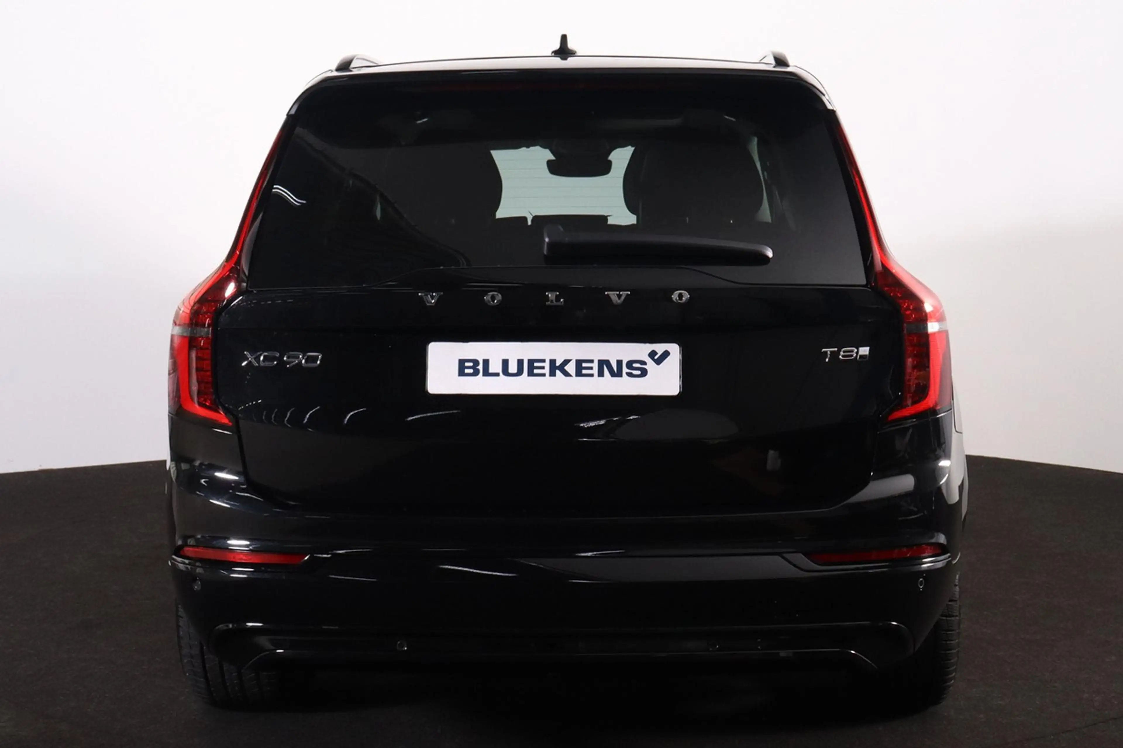Volvo XC90 T8 Recharge AWD Ultra Dark - Luchtvering - Panoram — photo 4