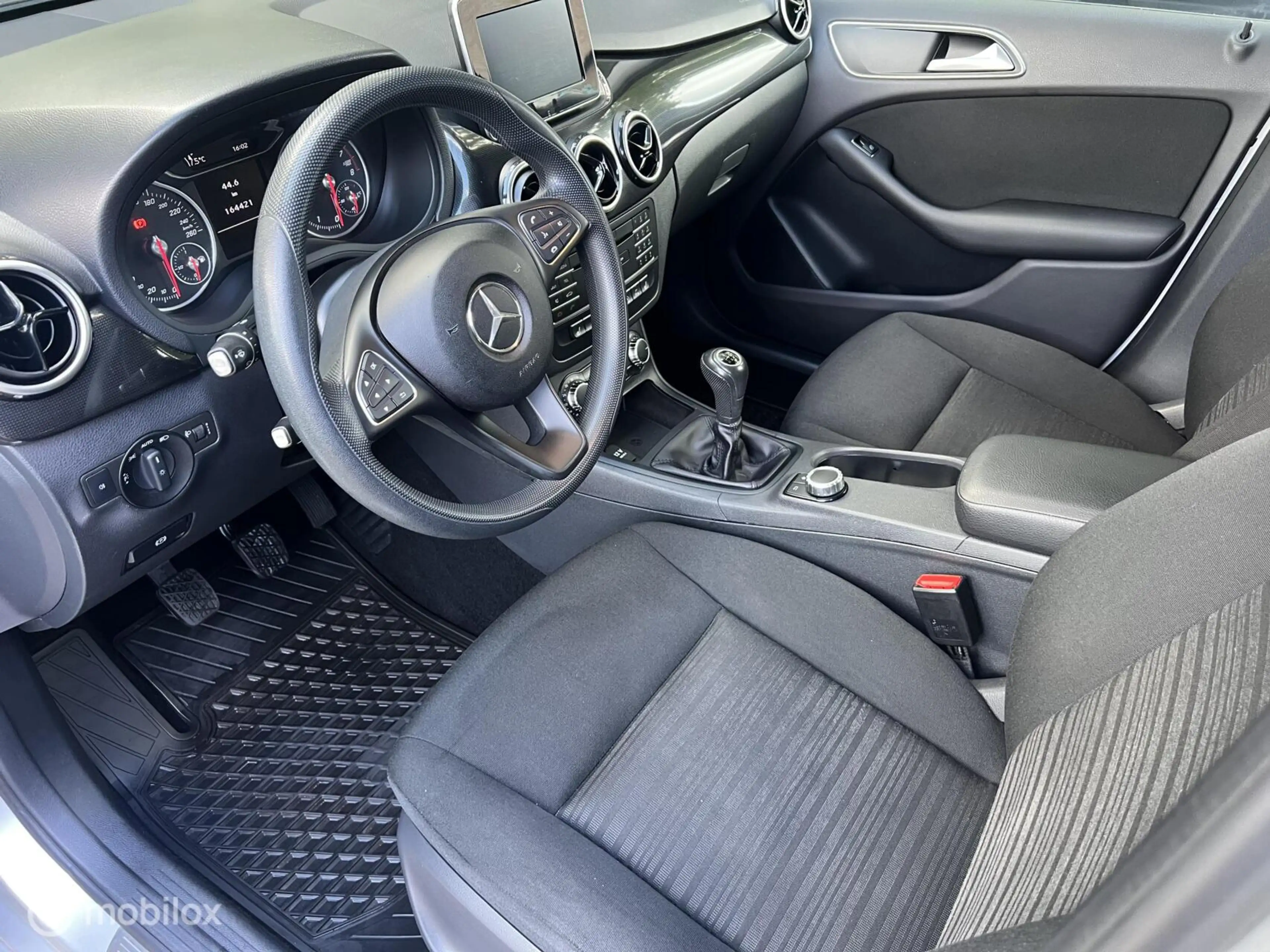 Mercedes-Benz B 180 Ambition | Cruise | Navi | Park assist — photo 10
