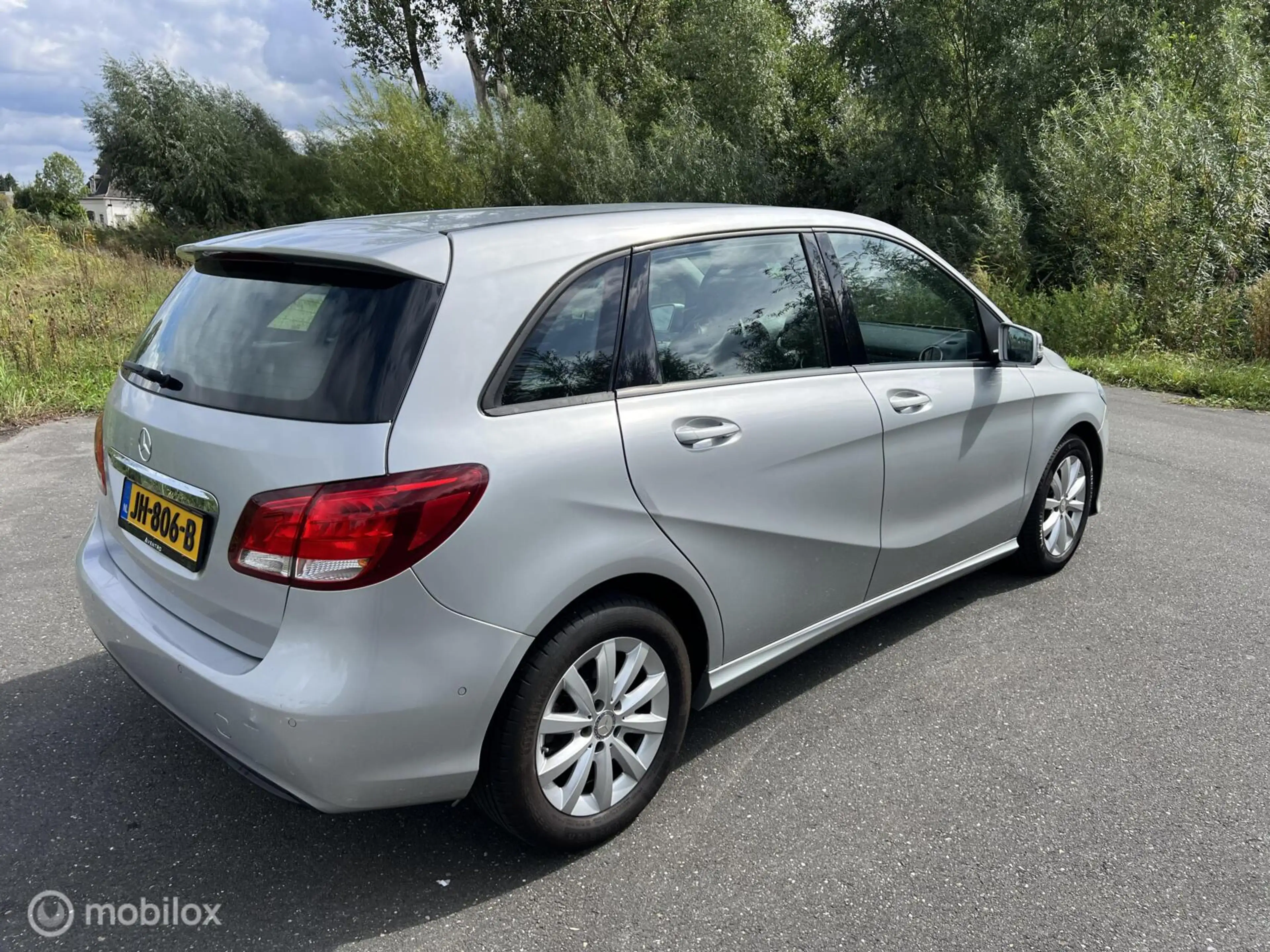 Mercedes-Benz B 180 Ambition | Cruise | Navi | Park assist — photo 6