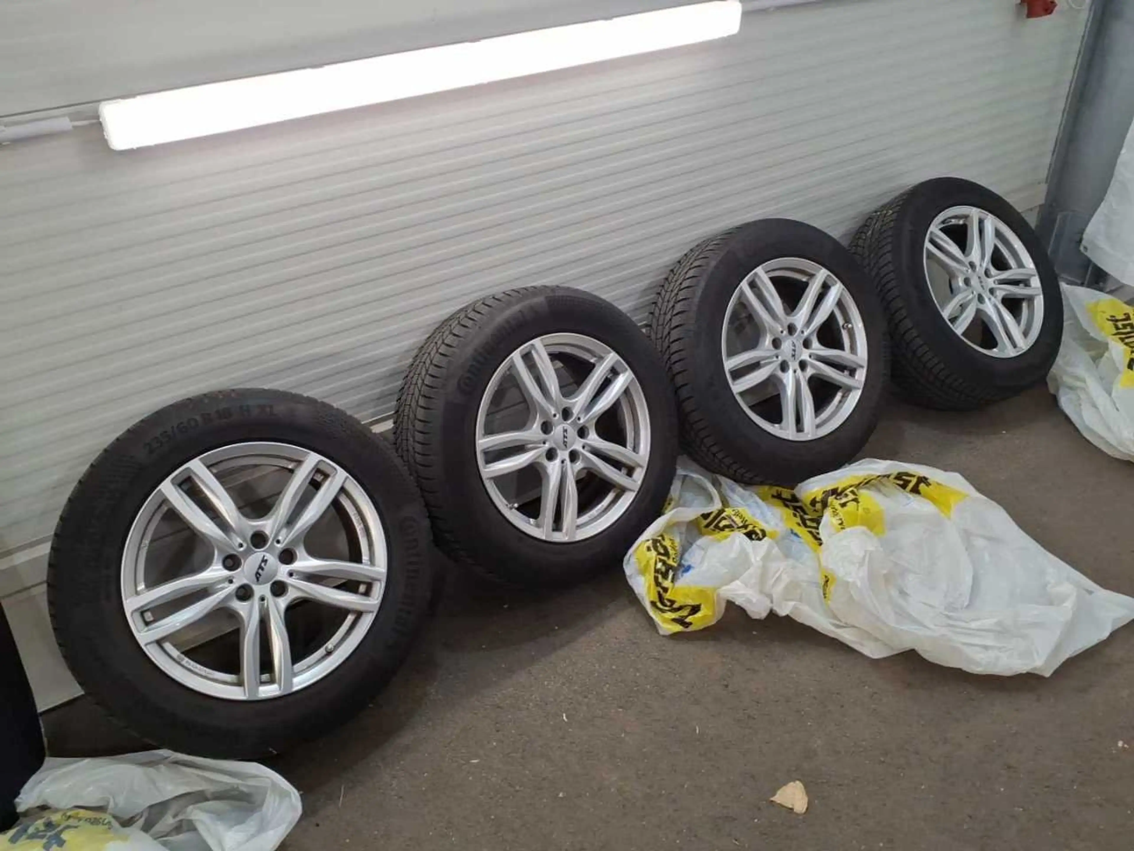 Volvo XC90 XC 90 B5 360° S-Dach StHz — photo 13