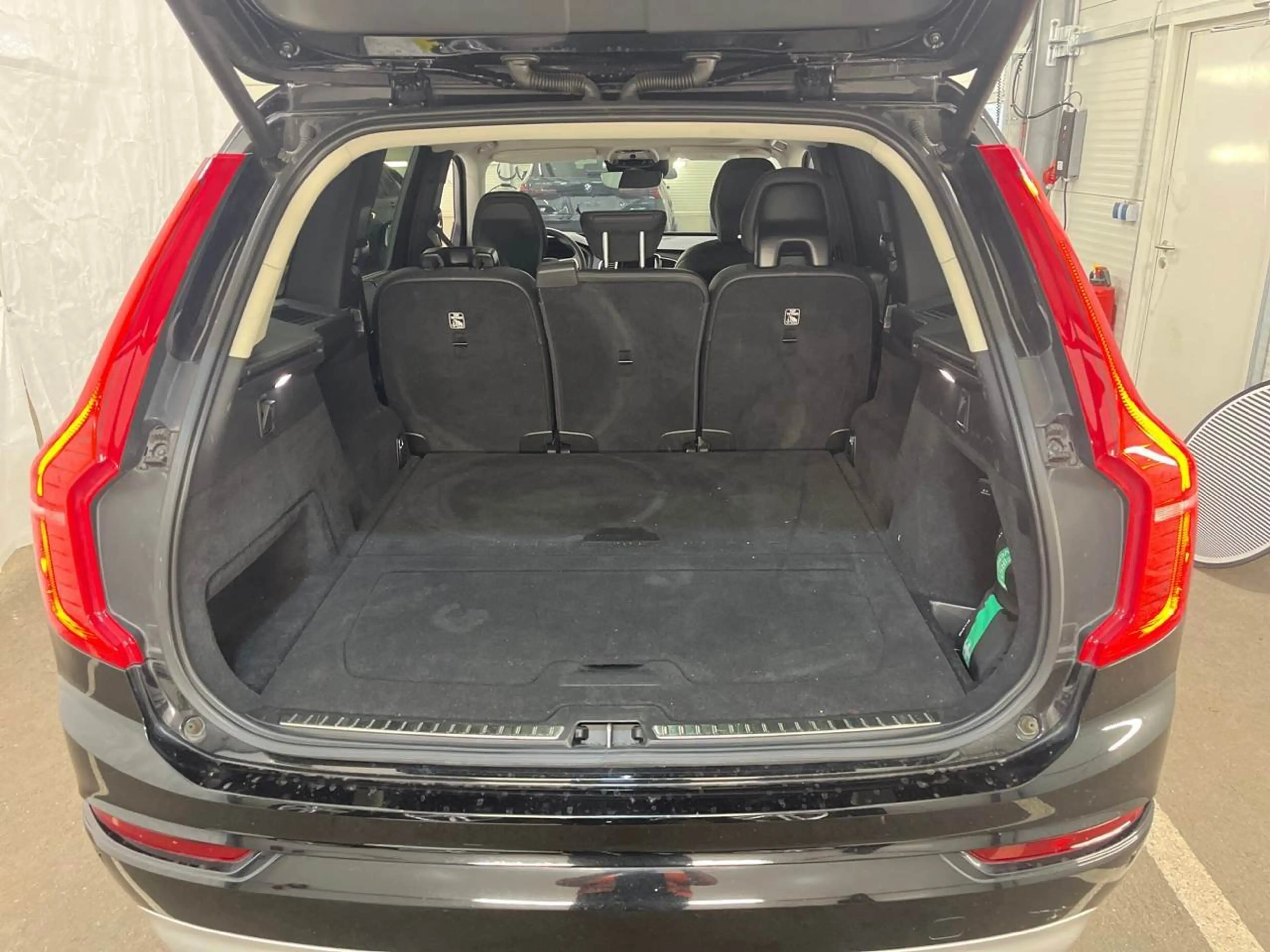 Volvo XC90 XC 90 B5 360° S-Dach StHz — photo 12